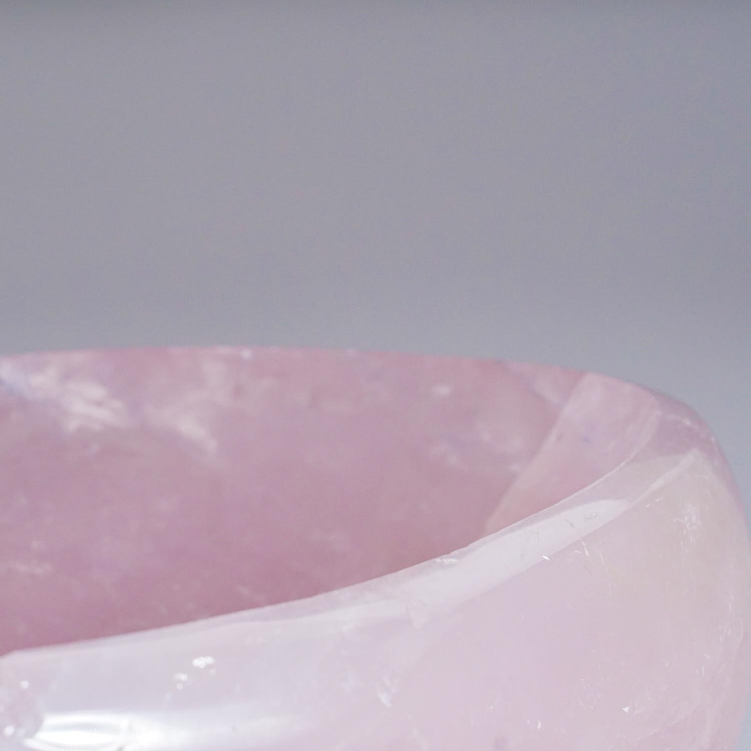 Polished Rose Quartz Bowl from Brazil '6.4 lbs' In Excellent Condition For Sale In New York, NY