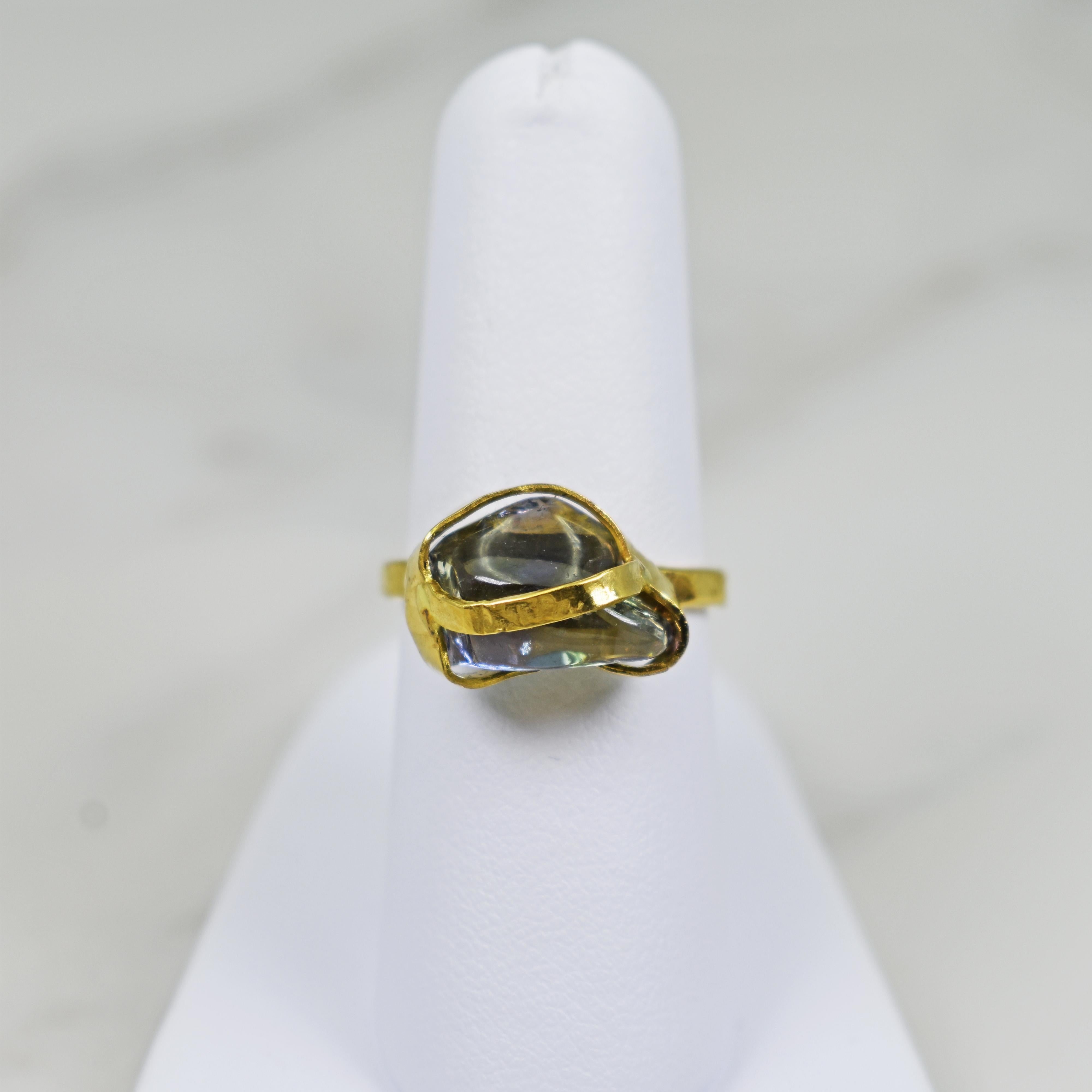 Polished Rough Sapphire 22 Karat Gold Cocktail Ring In New Condition In Naples, FL
