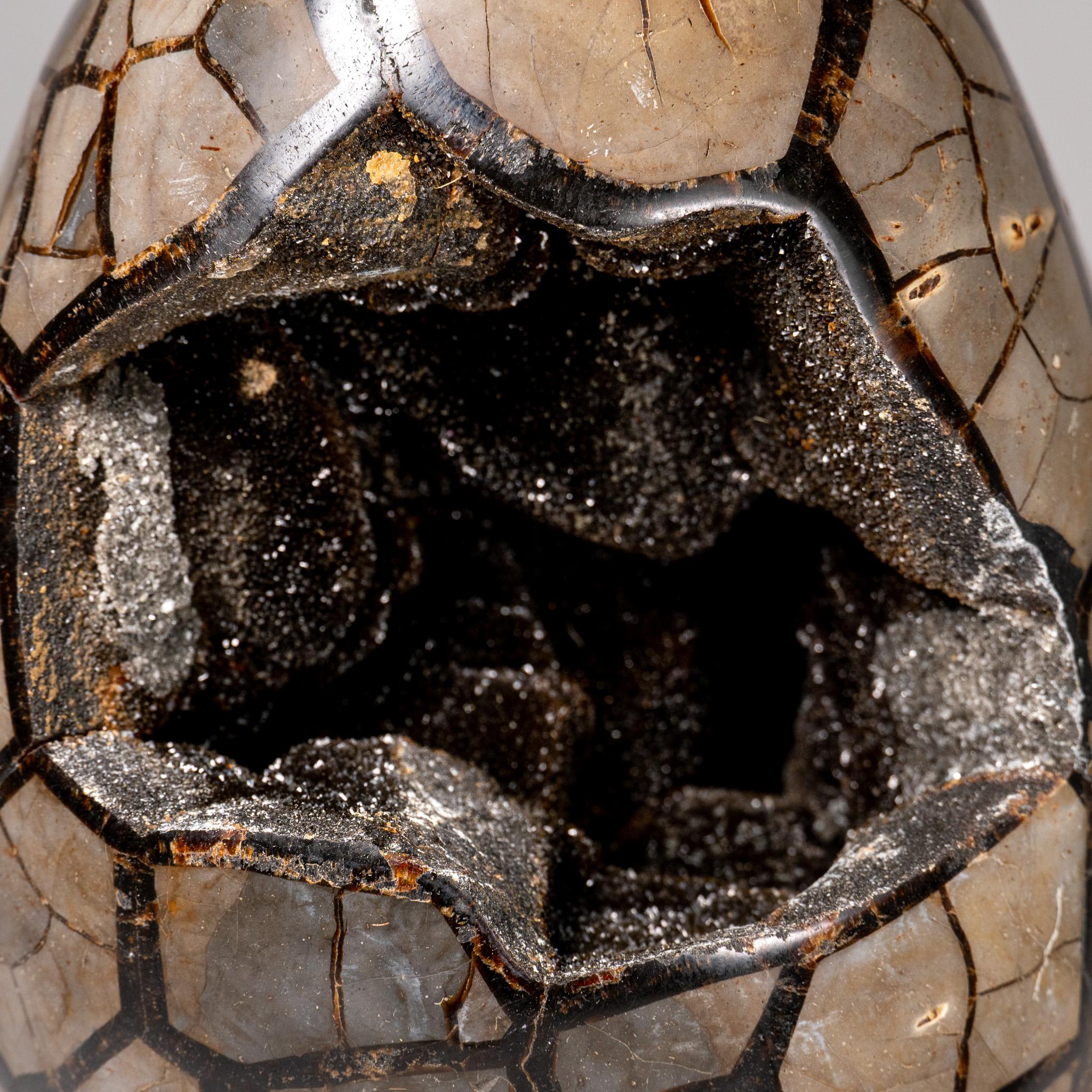 Uovo di geode druzico settario lucidato del Madagascar (24 lbs) in vendita 3