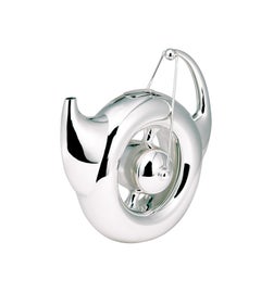 Decantatore in argento lucidato, oggetto scultoreo di Raju Peddada - "Arno"