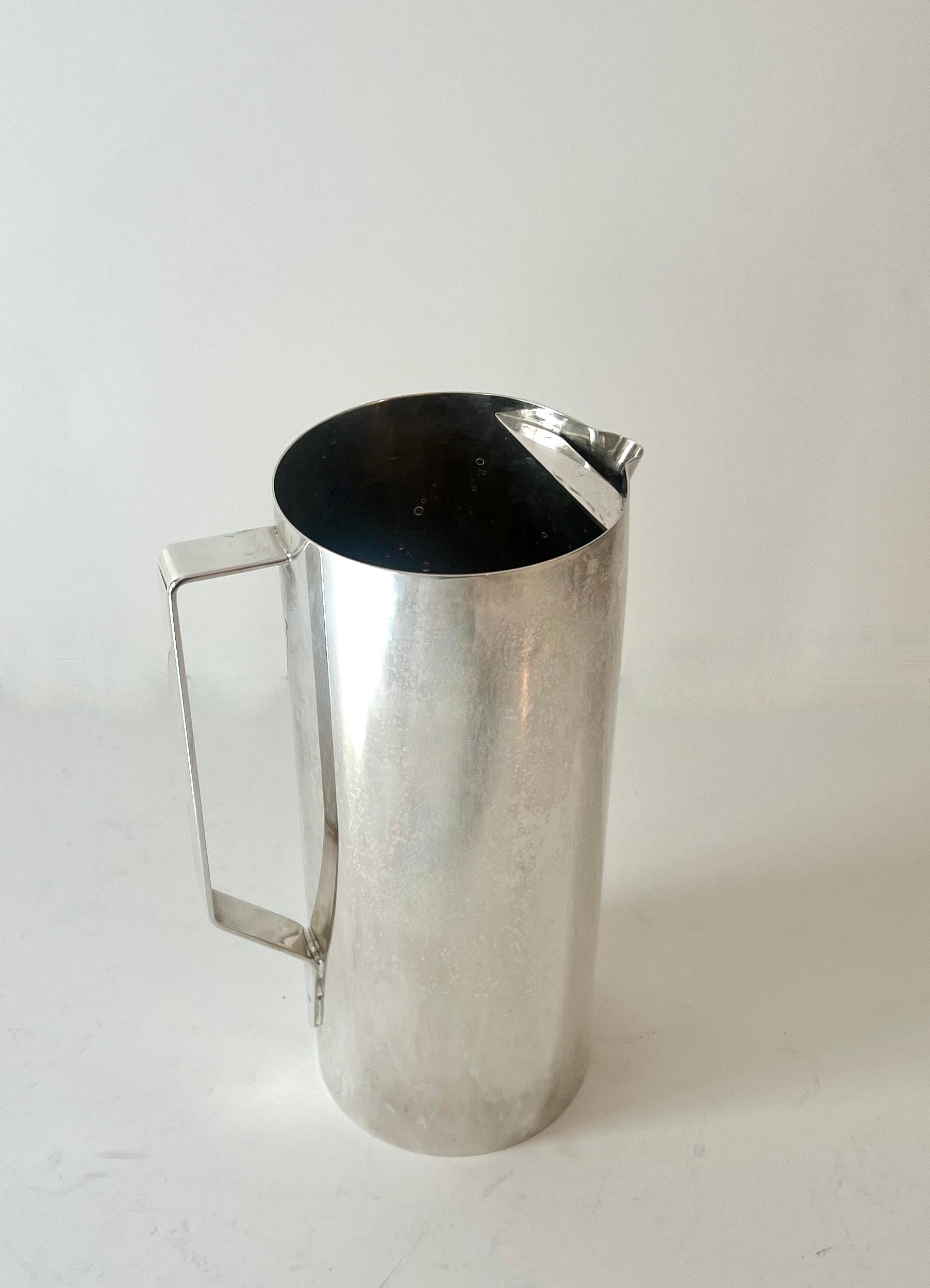 Mid-Century Modern Polished Stainless Steel Mid Century Cocktail or Martini Pitcher and Stir Stick For Sale
