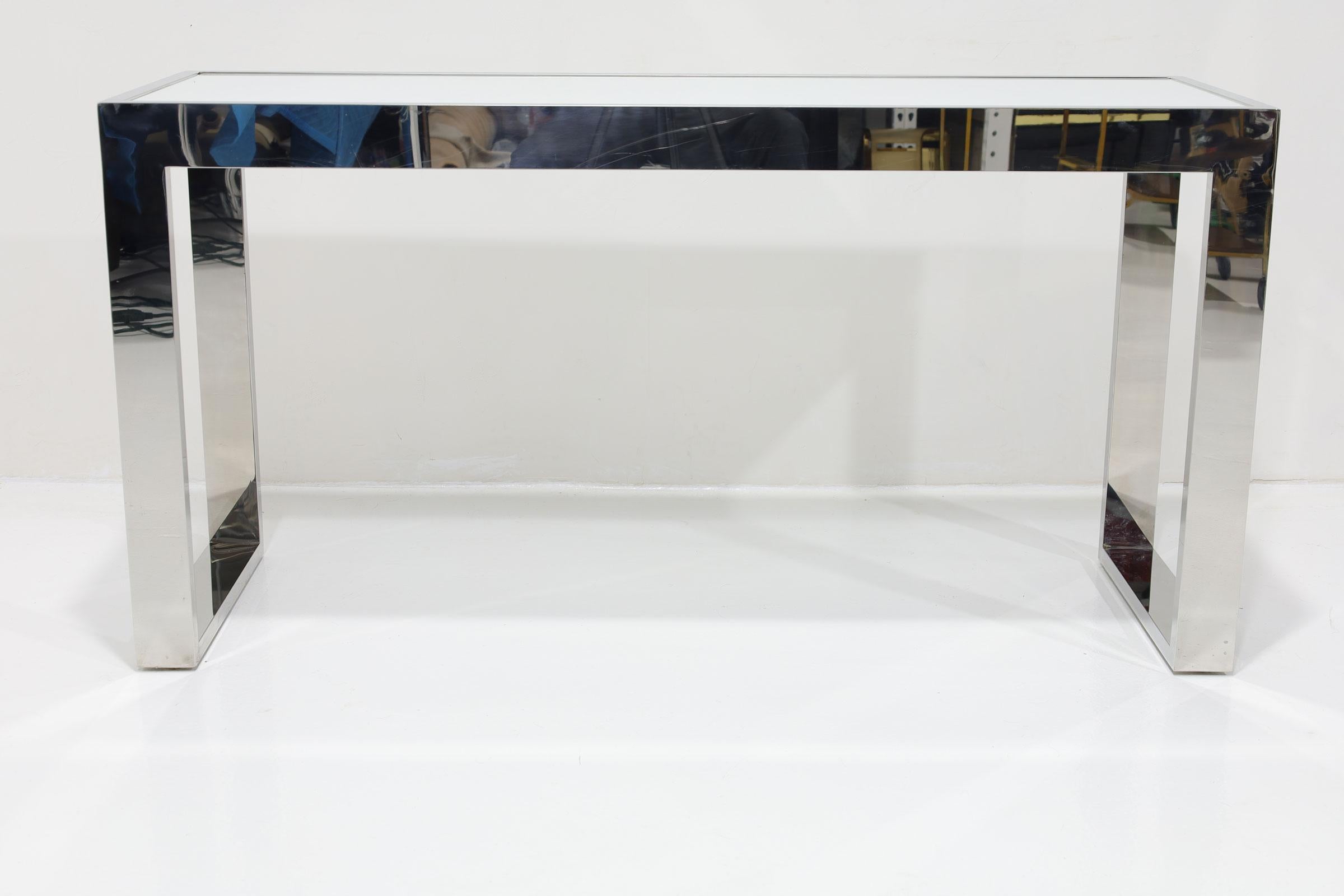 Mid-Century moderno Consolle in acciaio lucido e vetro bianco probabilmente Brueton in vendita