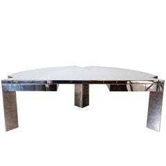 Schreibtisch "Mezzaluna" aus poliertem Stahl von Leon Rosen für Pace:: 1970er Jahre