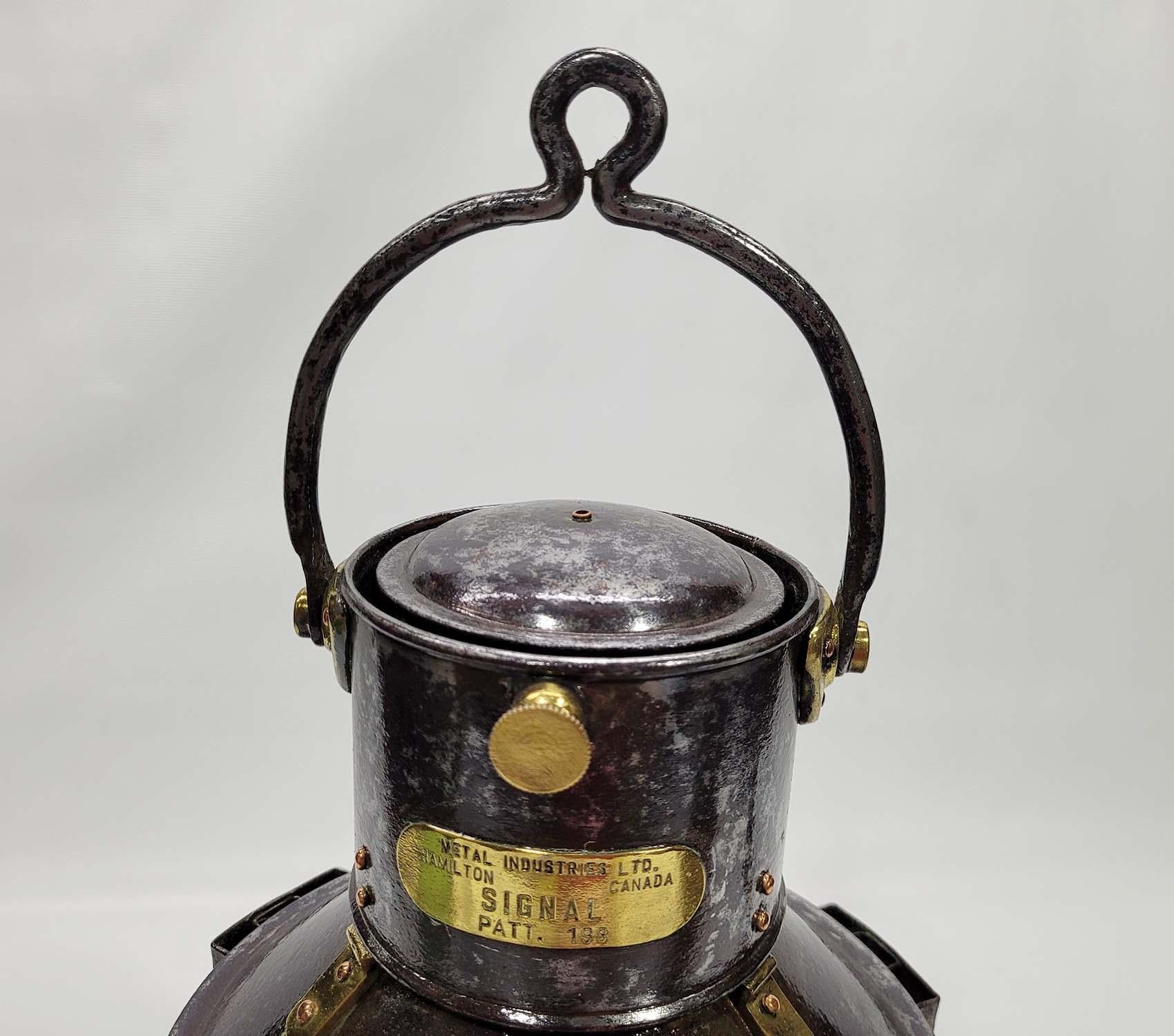 Polished Steel Ships Signal Lantern In Good Condition In Norwell, MA