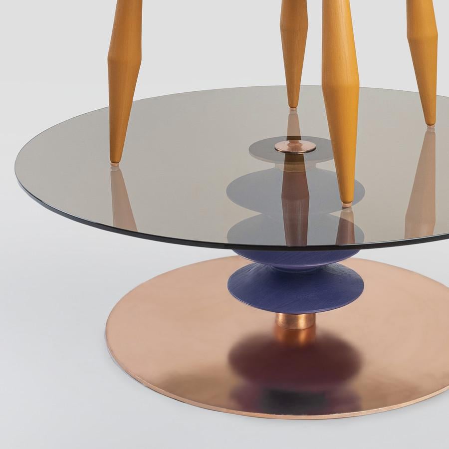 Moderne Polka, table basse en frêne noir en vente