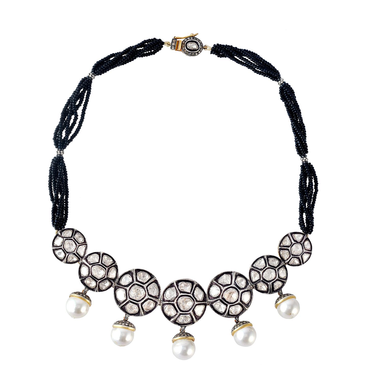 Polki-Halskette aus Gold und Silber mit Diamanten und Perlen und schwarzem Onyx (Gemischter Schliff) im Angebot