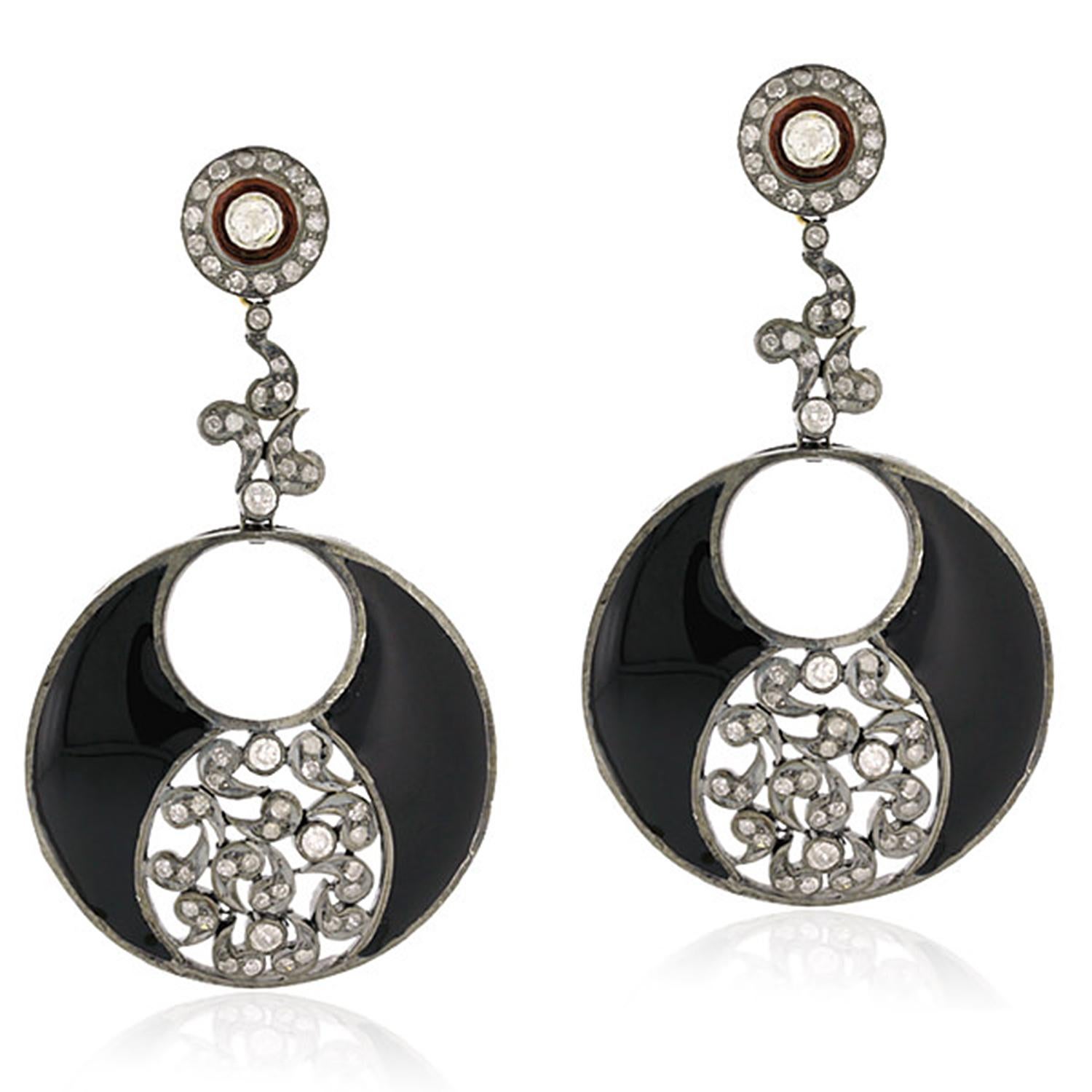 Art Deco Polki Diamonds Enamel Dangle Earring Made In 18k Gold & Silver For Sale