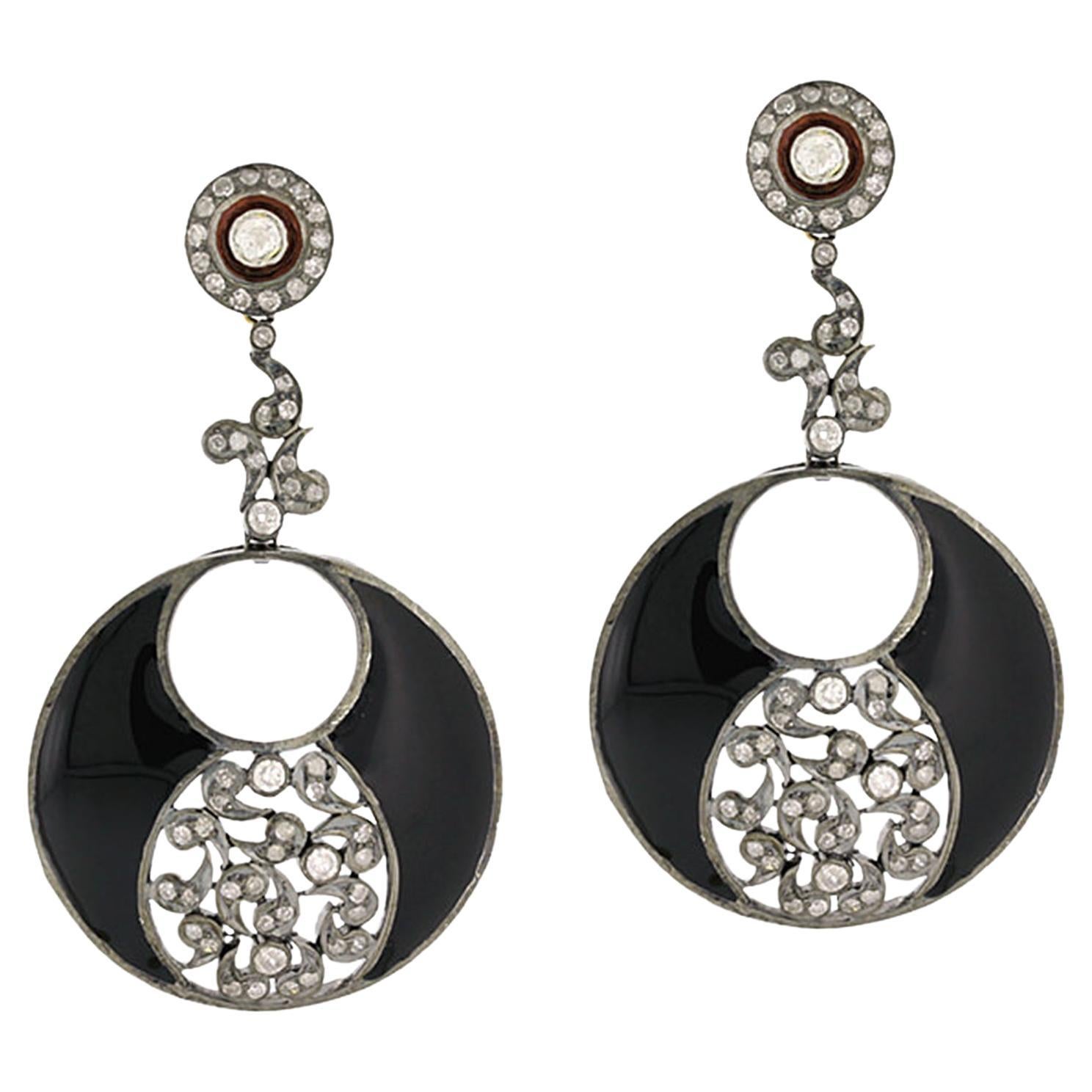 Polki Diamanten-Emaille-Ohrring aus 18 Karat Gold und Silber im Angebot