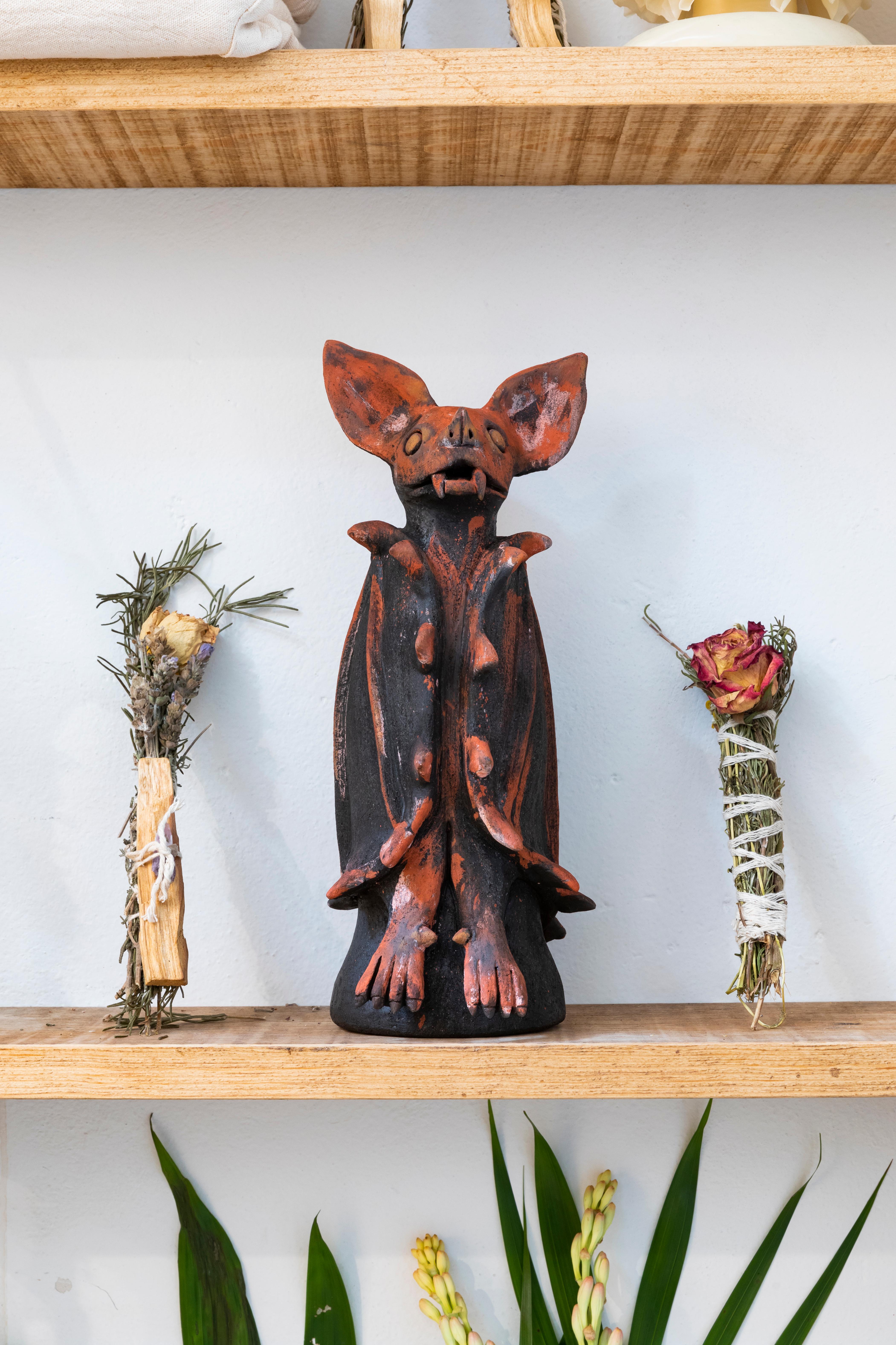 This striking sculpture tell the story of a culture and nature. Each piece is handcrafted by the Adrián Martínez Alarzón and organically tinted with natural dyes.

Bats are highly symbolic to the Zapotec Community and in the wider Mesoamerican
