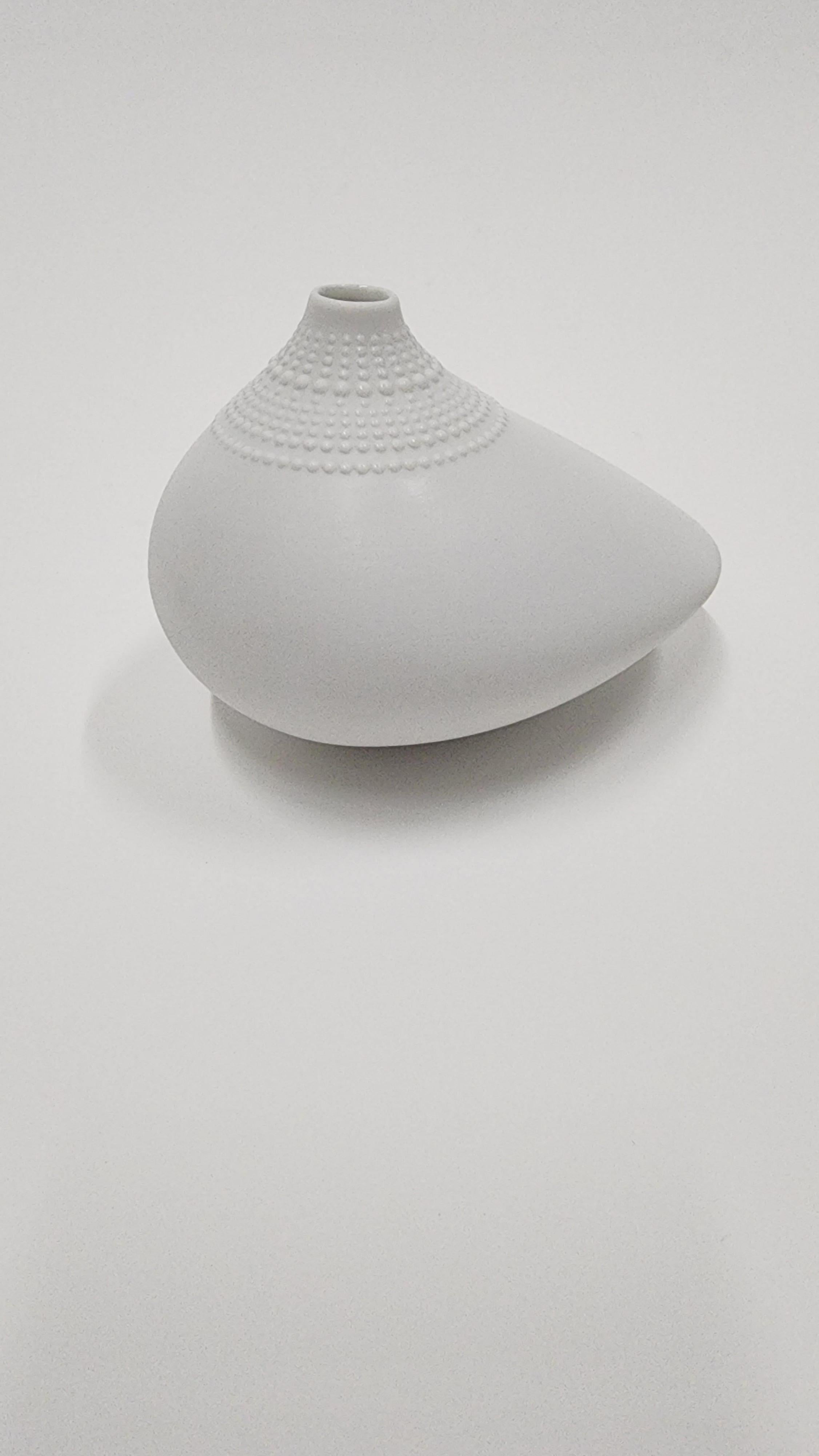 Scandinavian Modern Pollo Vase by Tapio Wirkkala for Rosenthal Studio Line For Sale