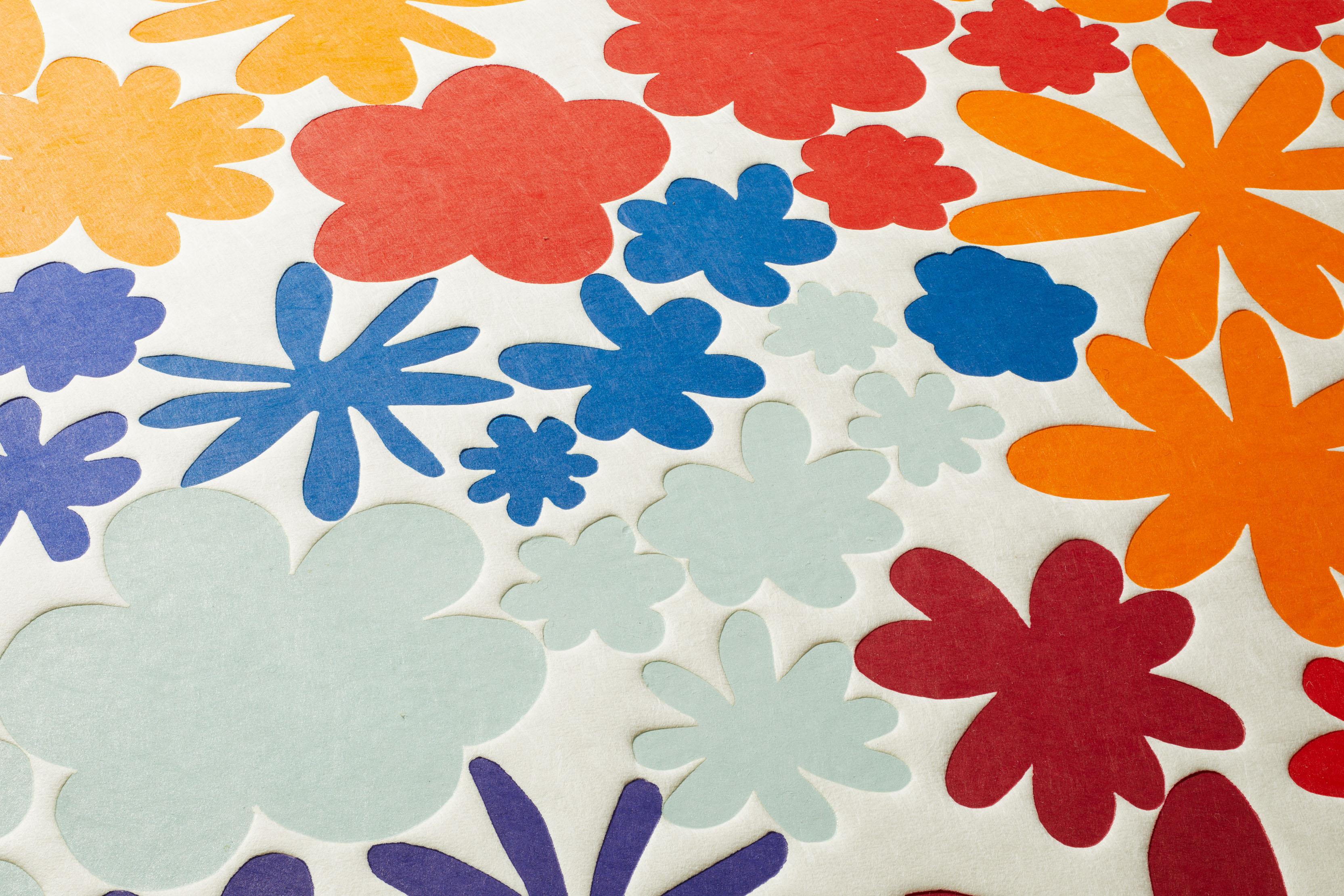 Pot-pourri d'amour - Beige Abstract Print par Polly Apfelbaum