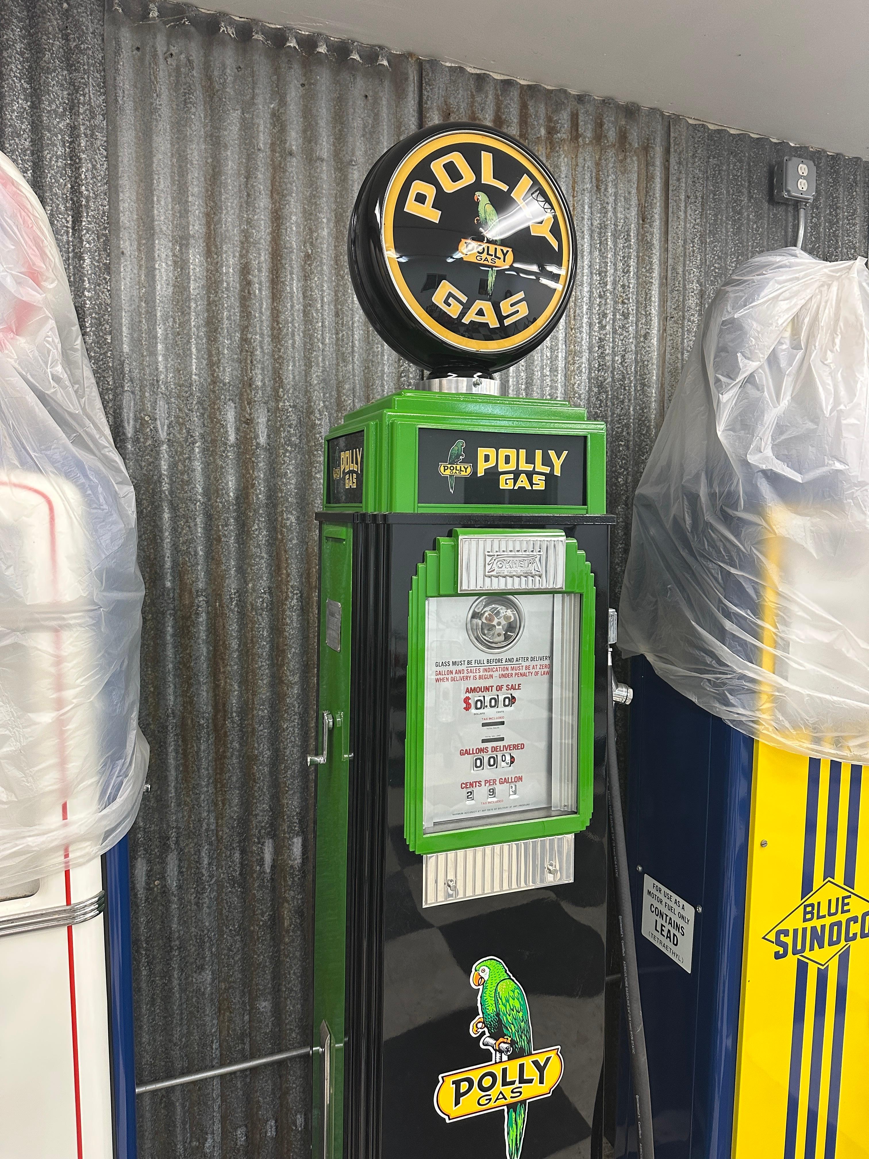 Américain Pompe à gaz Polly Gas Model No No 36B en vente