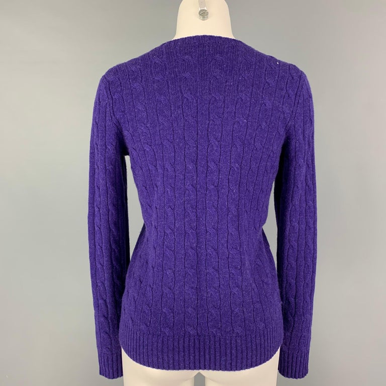 POLO by RALPH LAUREN Size M Purple Cashmere Cable Knit V-Neck Sweater In Good Condition For Sale In San Francisco, CA