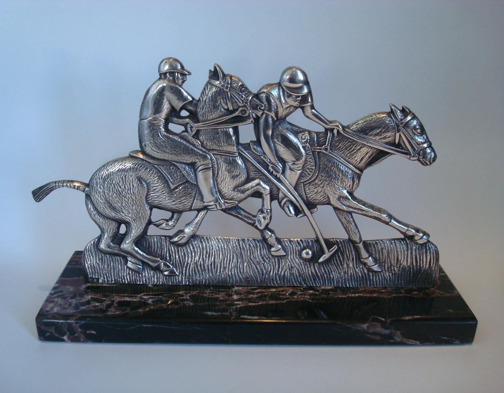 Sculpture en bronze représentant une scène de match de polo, The S.S. France, années 1920 Bon état - En vente à Buenos Aires, Olivos