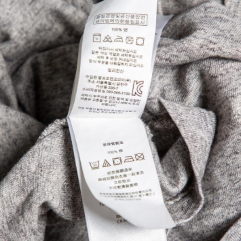 T. Ralph Lauren - Maglietta in cotone grigia personalizzata slim fit - XXL In condizioni buone in vendita a Dubai, Al Qouz 2