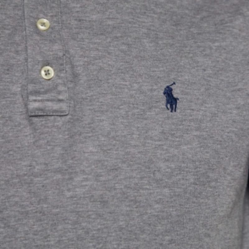Grigio Polo Ralph Lauren - Maglietta in cotone grigio con logo ricamato M. T. I. in vendita