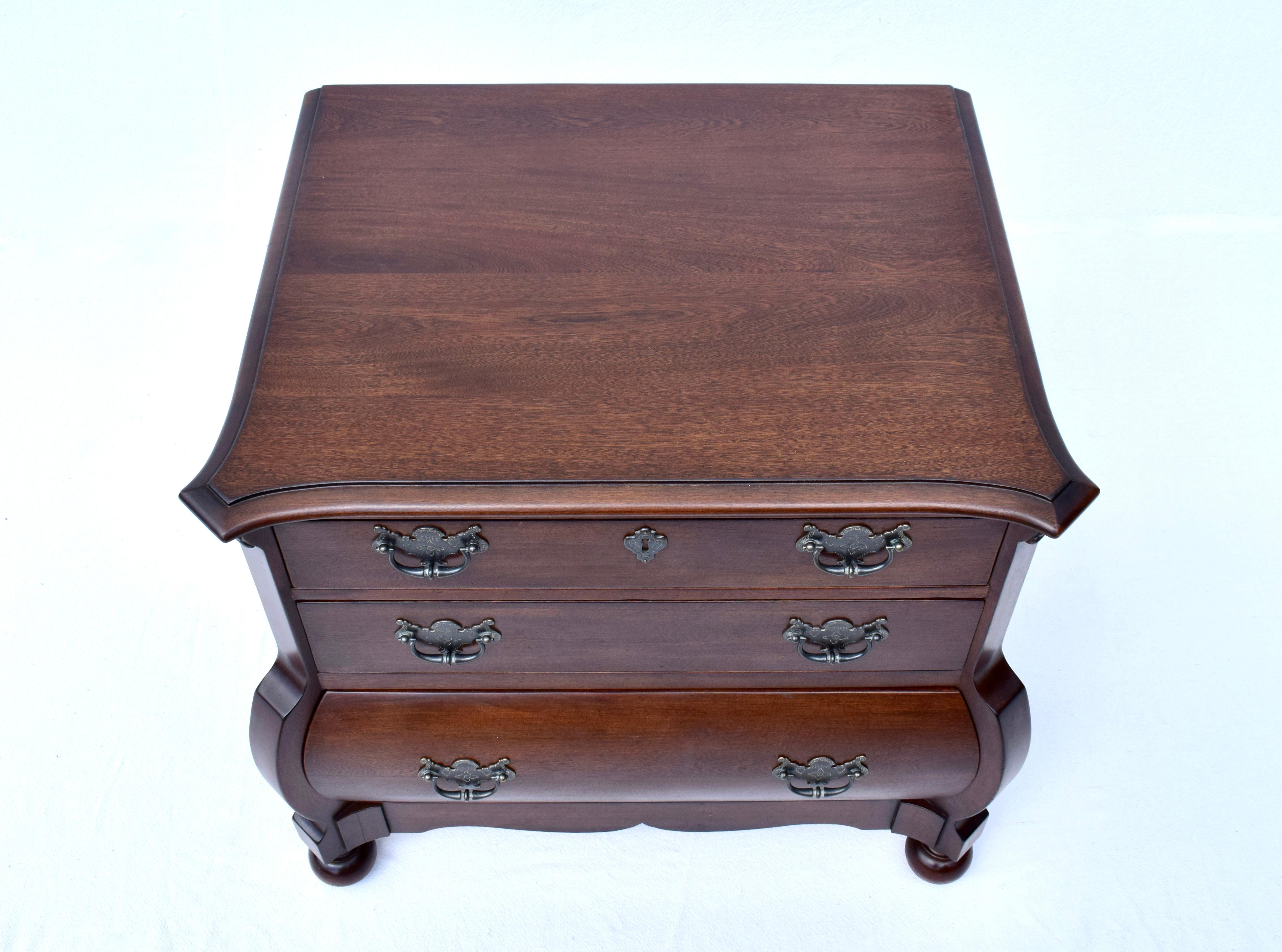 American Ralph Lauren Italian Mahogany Bombay Form Chest