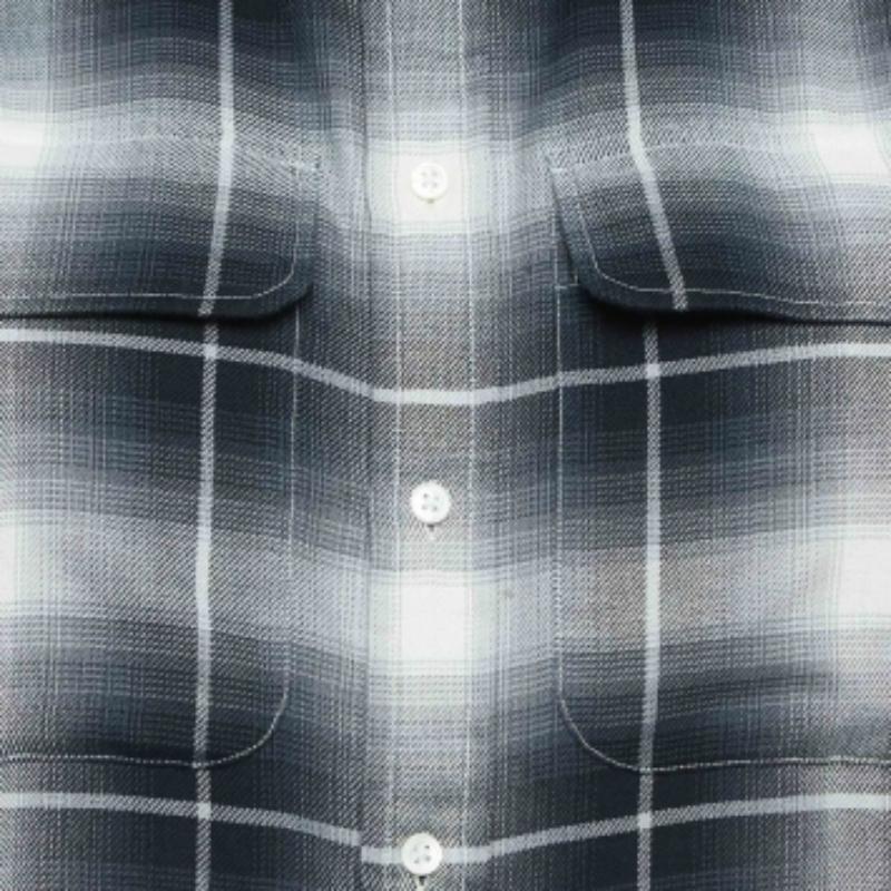 Polo Ralph Lauren Camisa de algodón tartán monocromo XS en Excelente estado para la venta en Dubai, Al Qouz 2