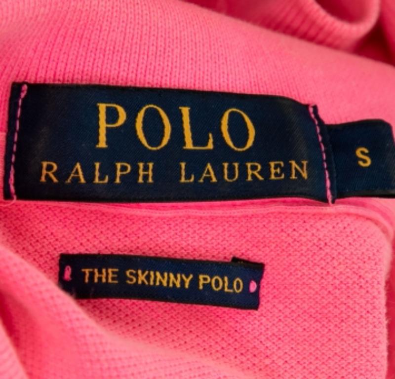 Polo Ralph Lauren Maglietta in cotone rosa neon T S In condizioni buone in vendita a Dubai, Al Qouz 2