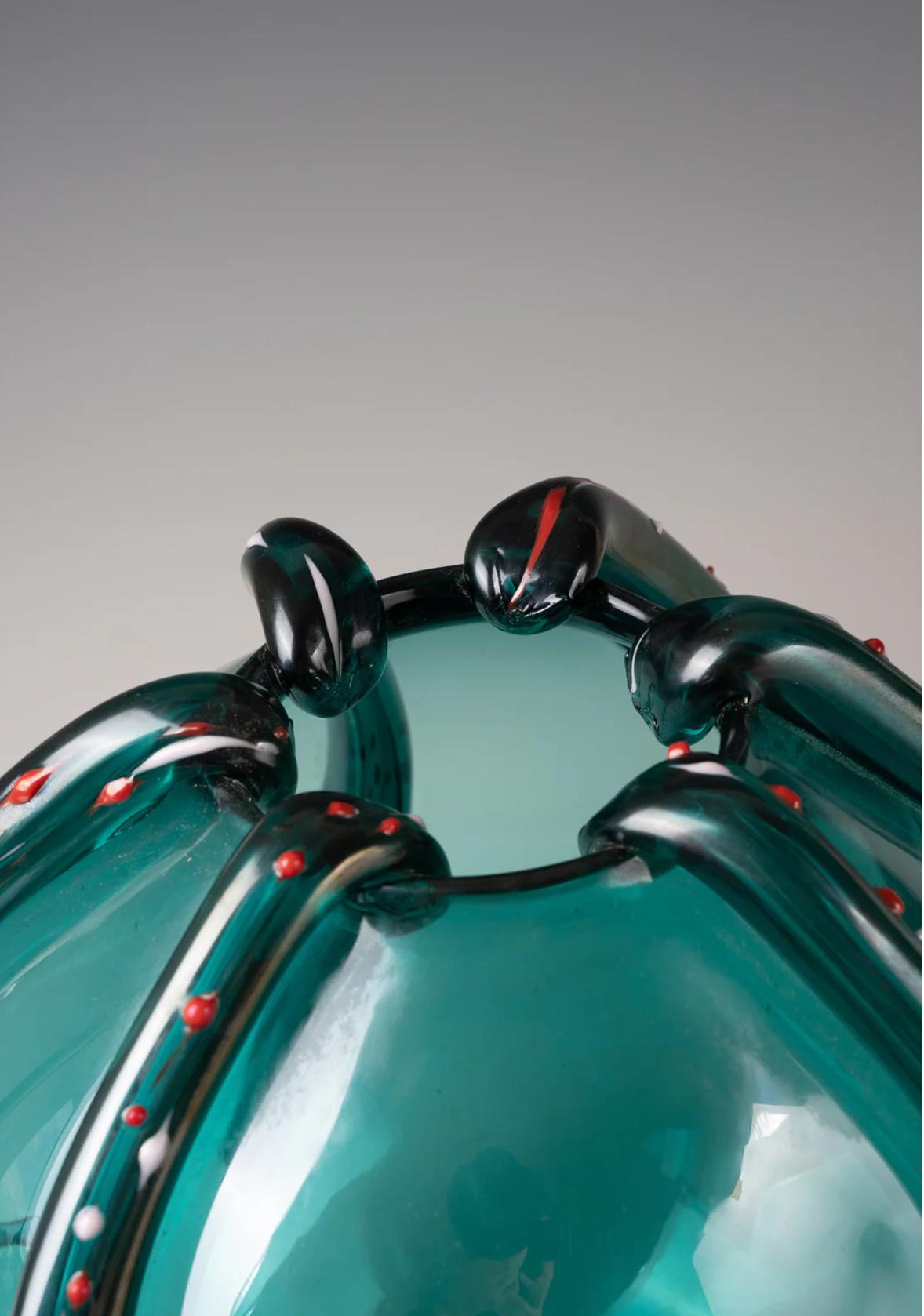 „Polpo“ iridato-Glasvase, Gae Aulenti, 2006, 20/99 von Venini im Zustand „Hervorragend“ im Angebot in Zurich, CH