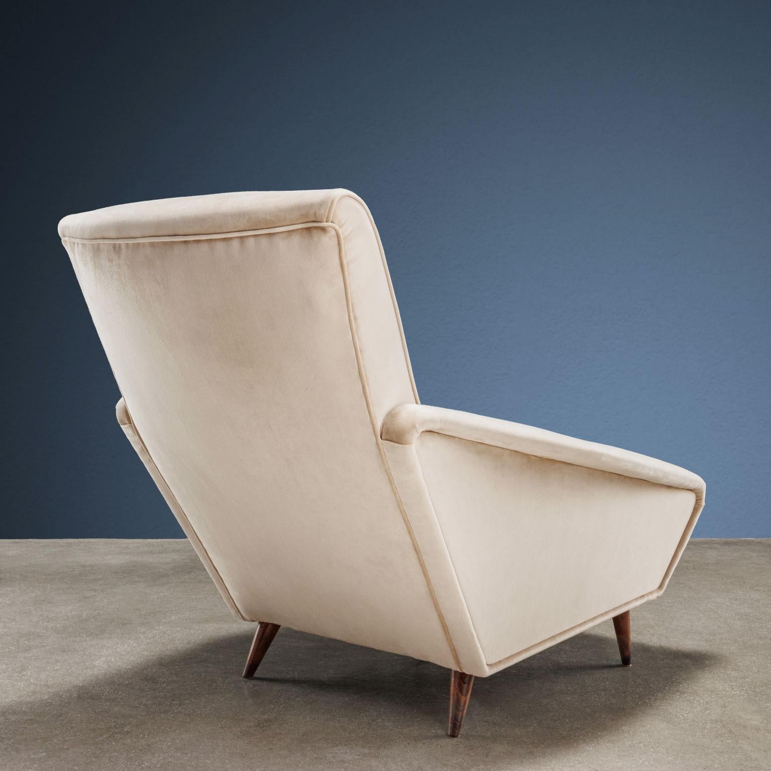 Sessel '807 Distex' Gio Ponti für Cassina im Zustand „Hervorragend“ in Milano, IT