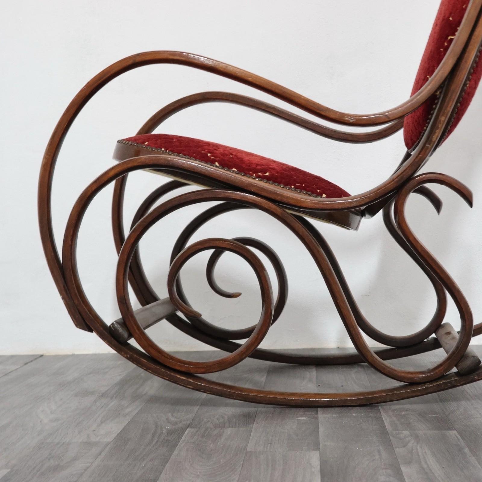 Poltrona A Dondolo Thonet Vintage Mid-Century Design 1950 In Good Condition For Sale In Taranto, IT