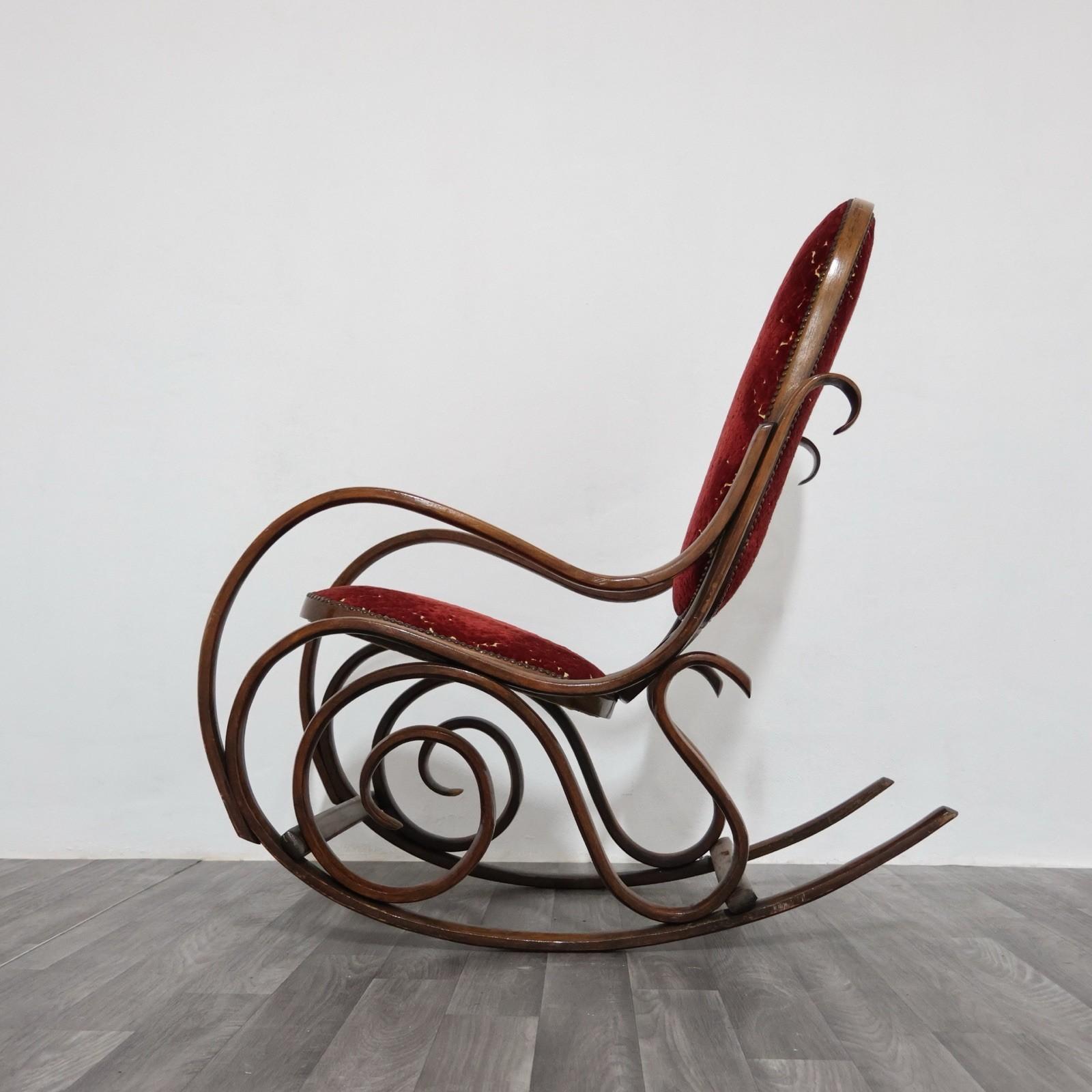 Mid-20th Century Poltrona A Dondolo Thonet Vintage Mid-Century Design 1950 For Sale