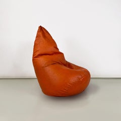 Poltrona anatomica Sacco italiana, in pelle, Gatti Paolini Teodoro, Zanotta 1968