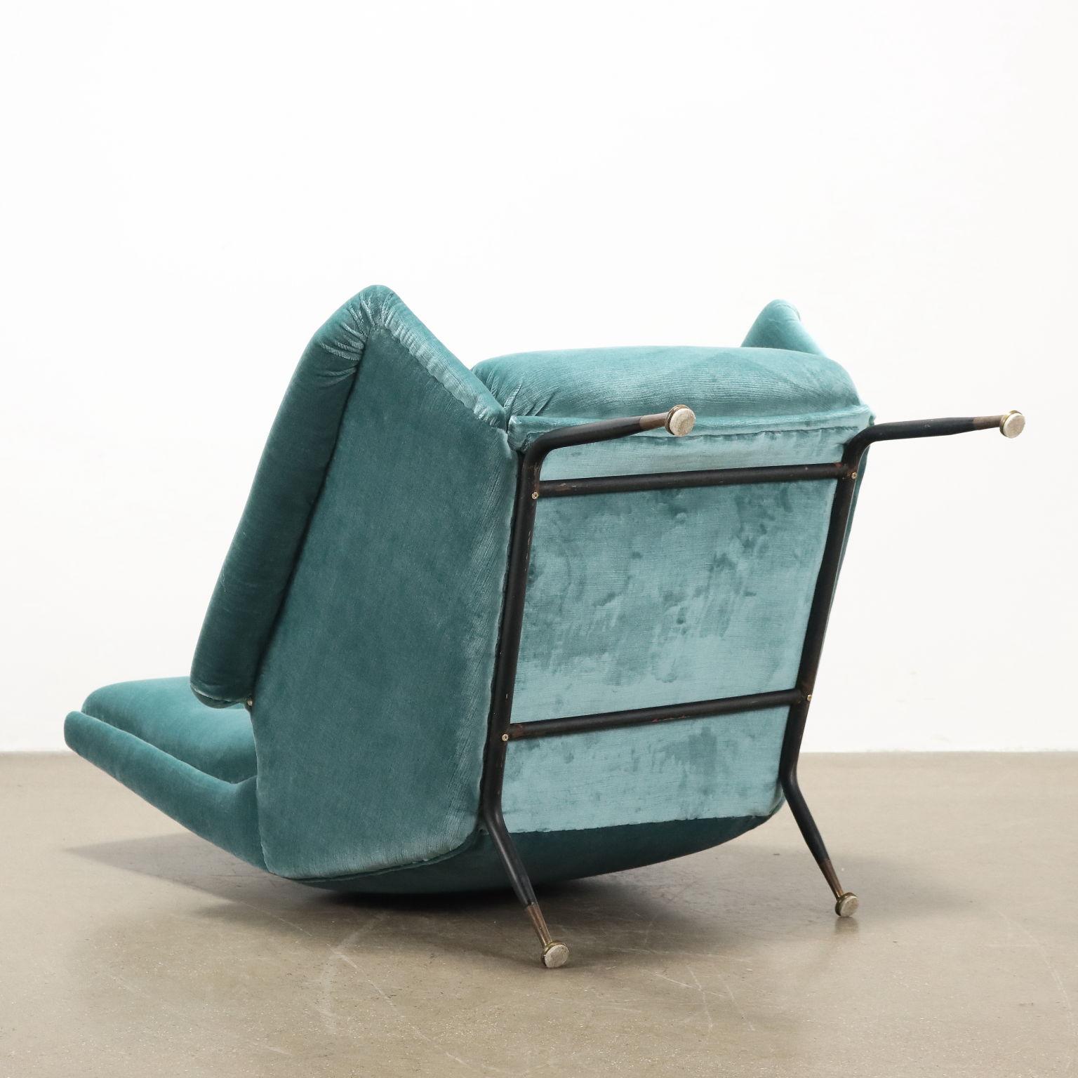 Fauteuil en velours sarcelle des années 50-60 en vente 2