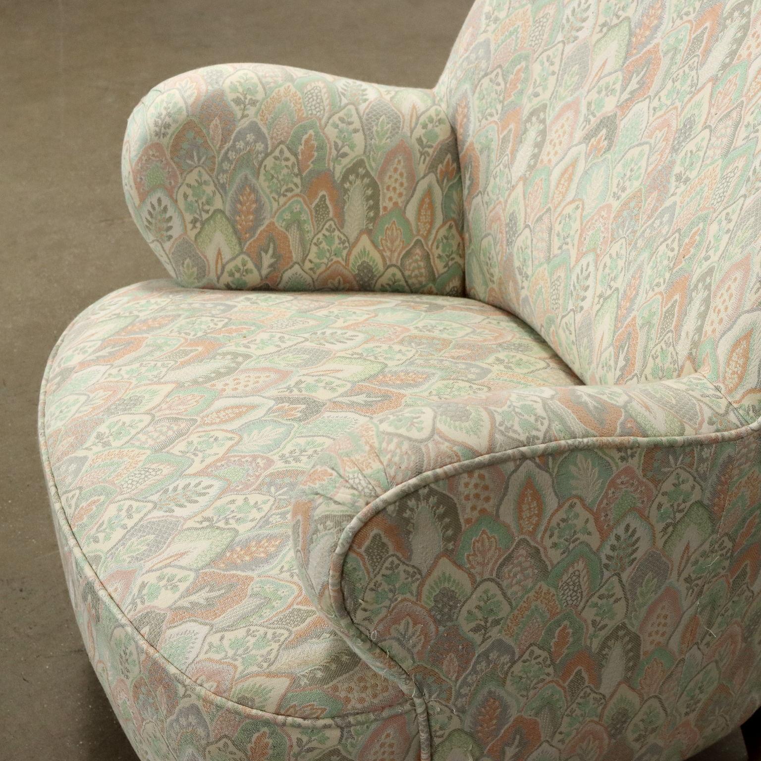 Mid-Century Modern 1950s armchair in pastel-colored fabric For Sale
