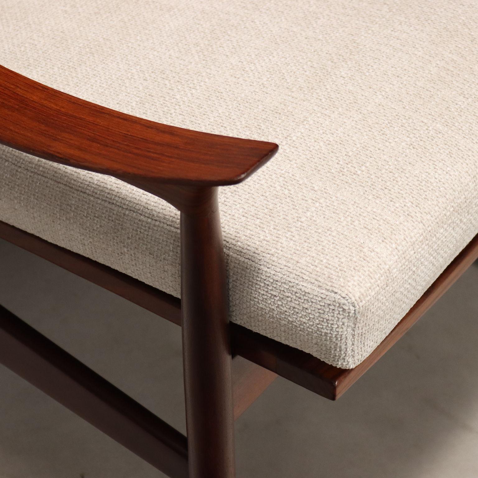 Poltrona anni '60 di Mario Farchioni per Framar in teka en Excelente estado para la venta en Milano, IT