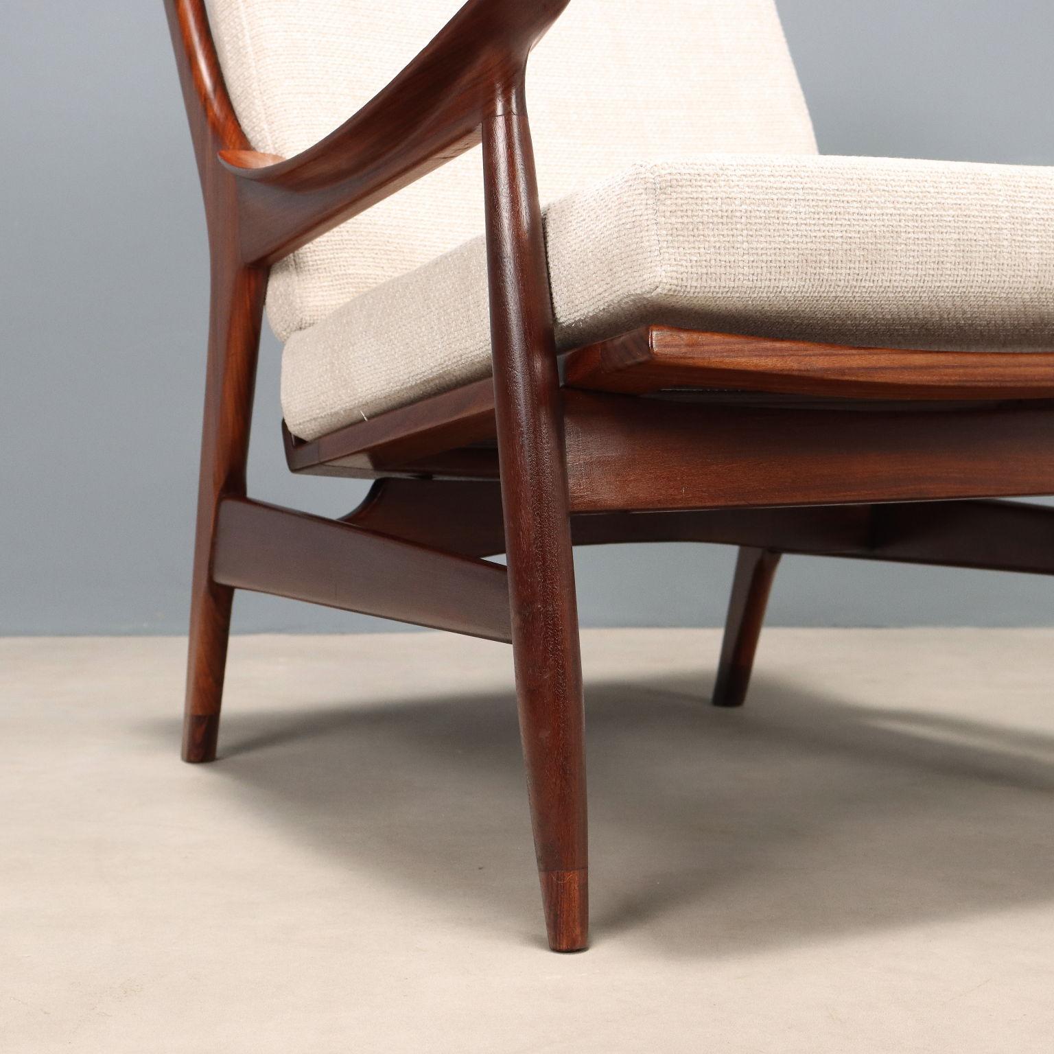 Poltrona anni '60 di Mario Farchioni per Framar in teka mediados del siglo XX en venta