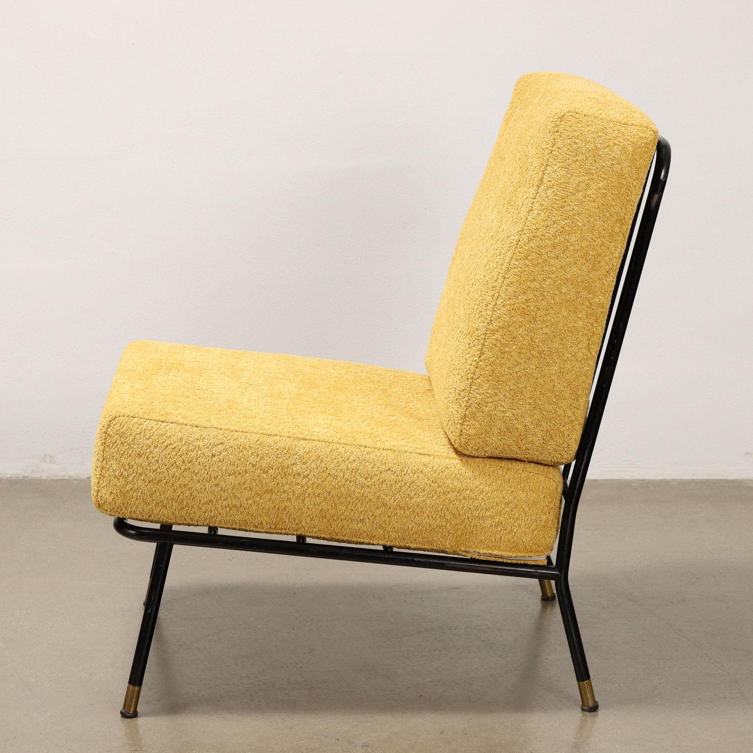 Mid-Century Modern 1960s armchair in ochre fabric For Sale