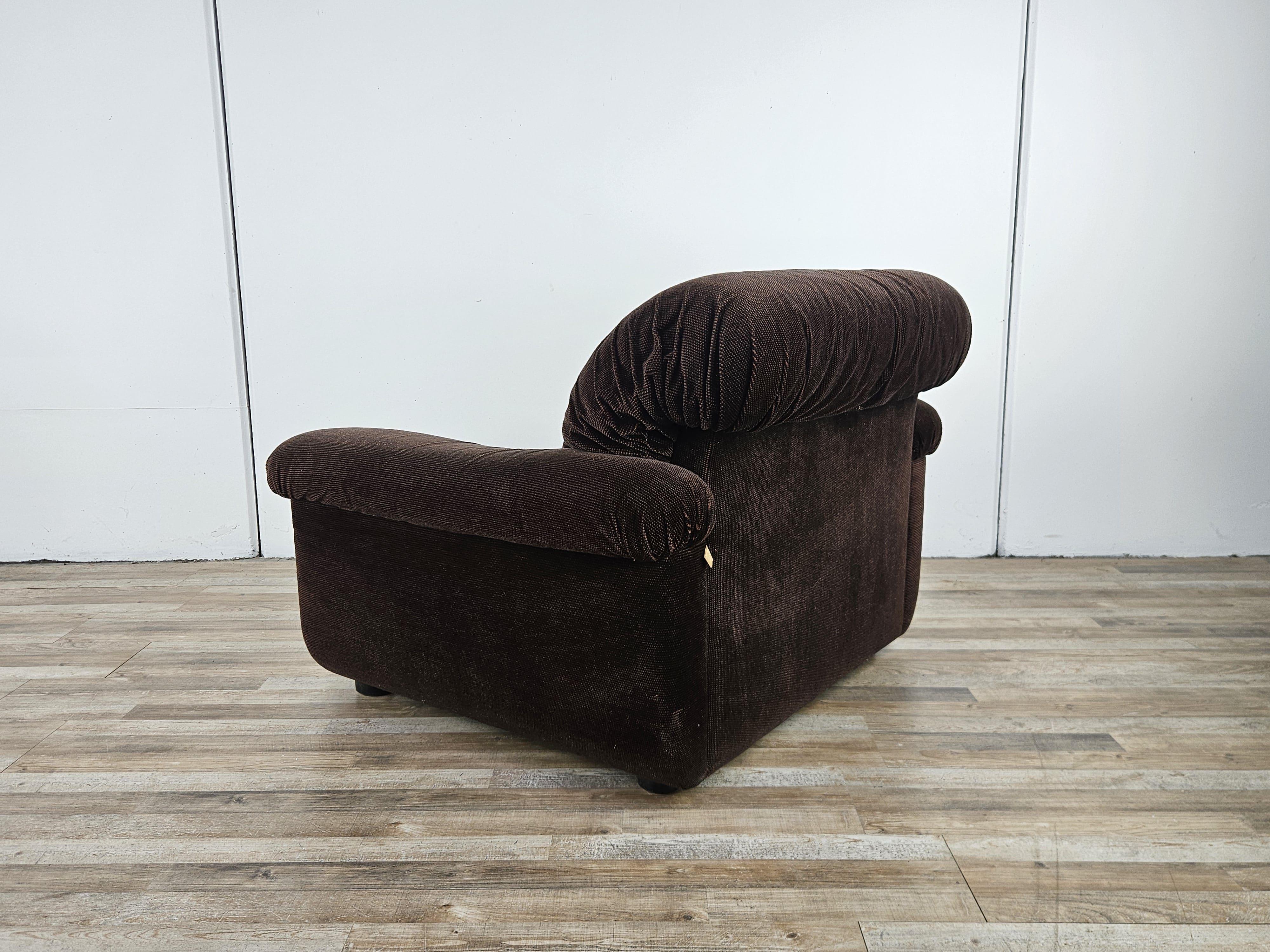 Italian Poltrona anni '70 di B&T Salotti in vendita