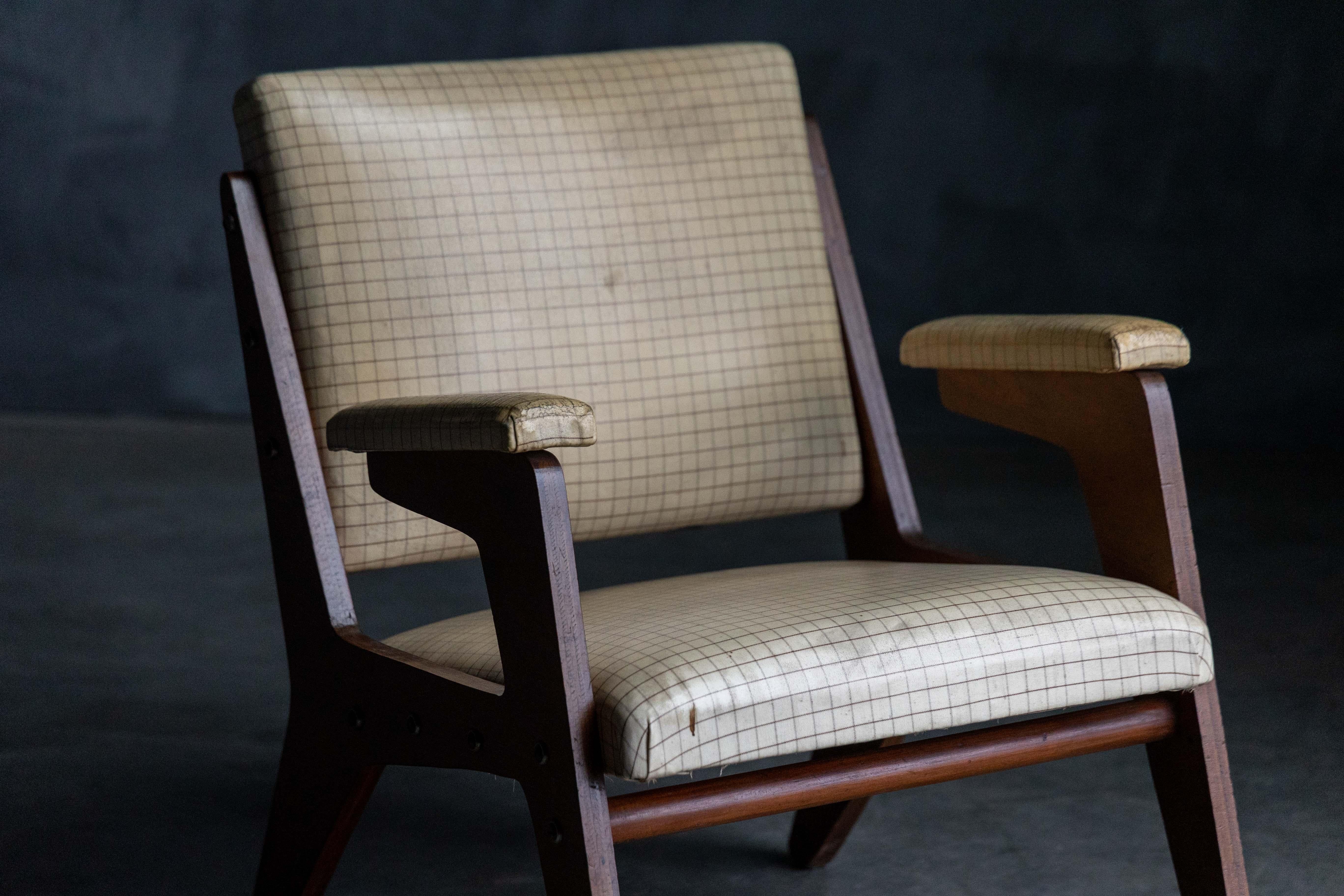 'H' Armchairs by José Zanine Caldas, Brazil, 1950s For Sale 3