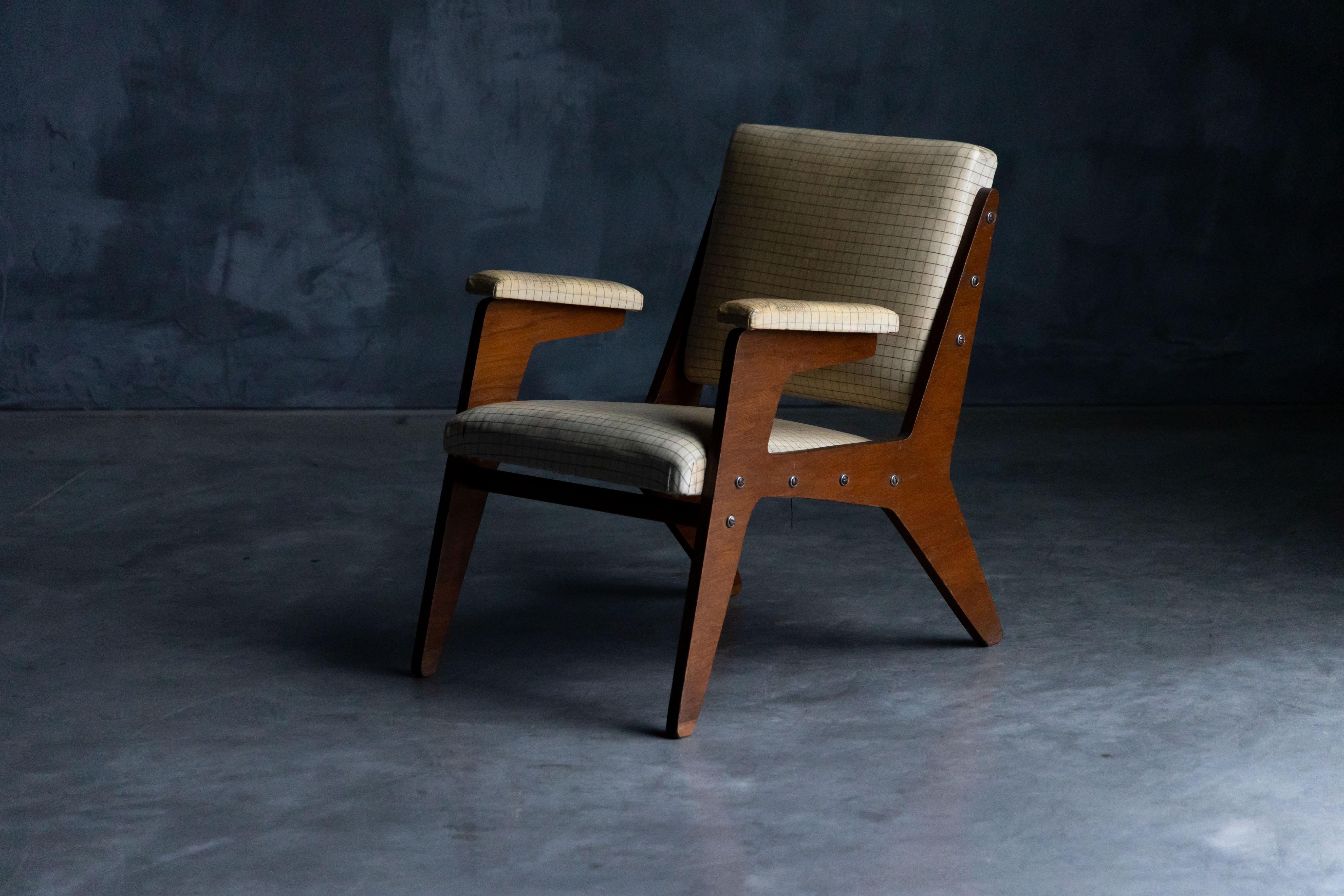 'H' Armchairs by José Zanine Caldas, Brazil, 1950s For Sale 5