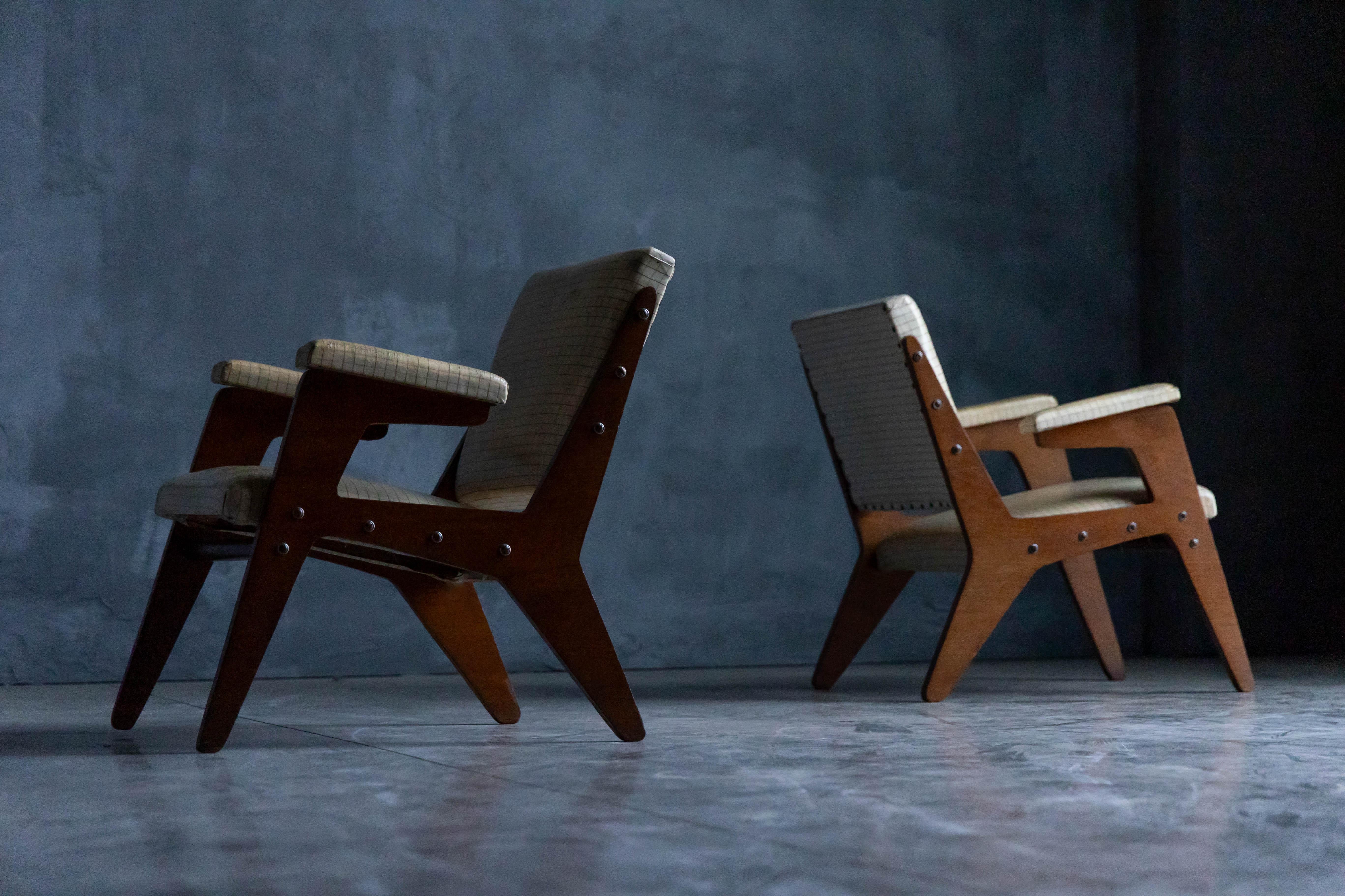 'H' Armchairs by José Zanine Caldas, Brazil, 1950s For Sale 7