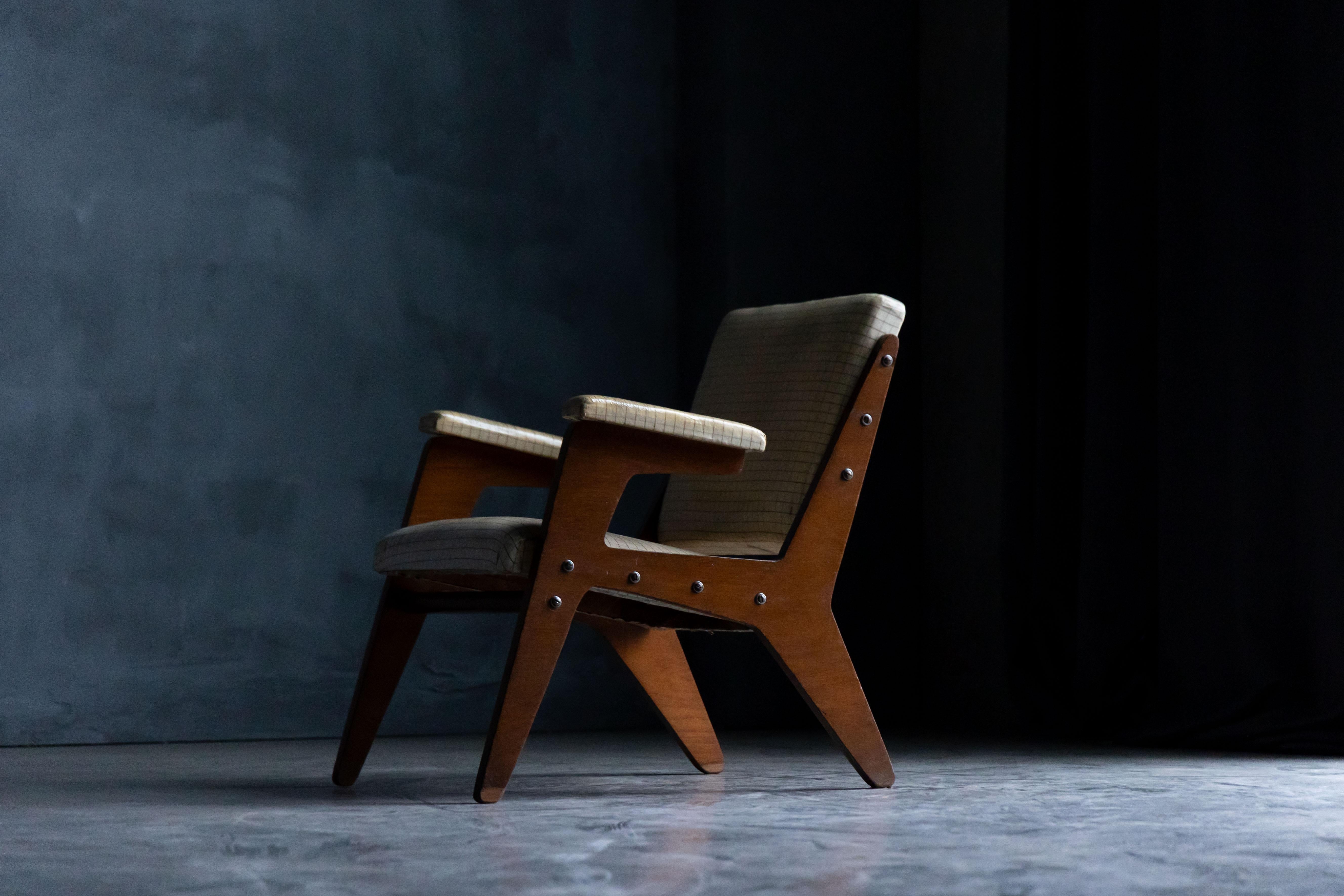 'H' Armchairs by José Zanine Caldas, Brazil, 1950s For Sale 9