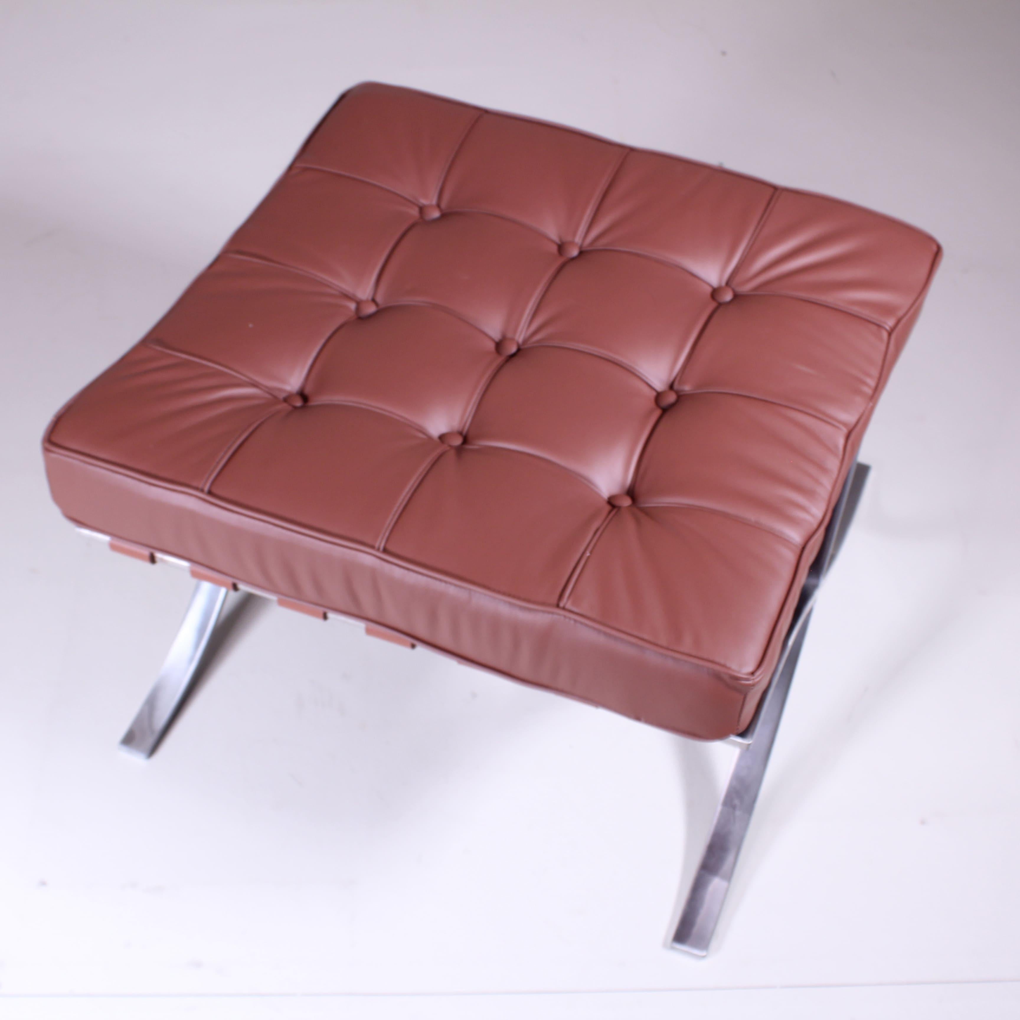 Barcelona Sessel und Ottomane, Ludwig Mies Van der Rohe, Knoll 8