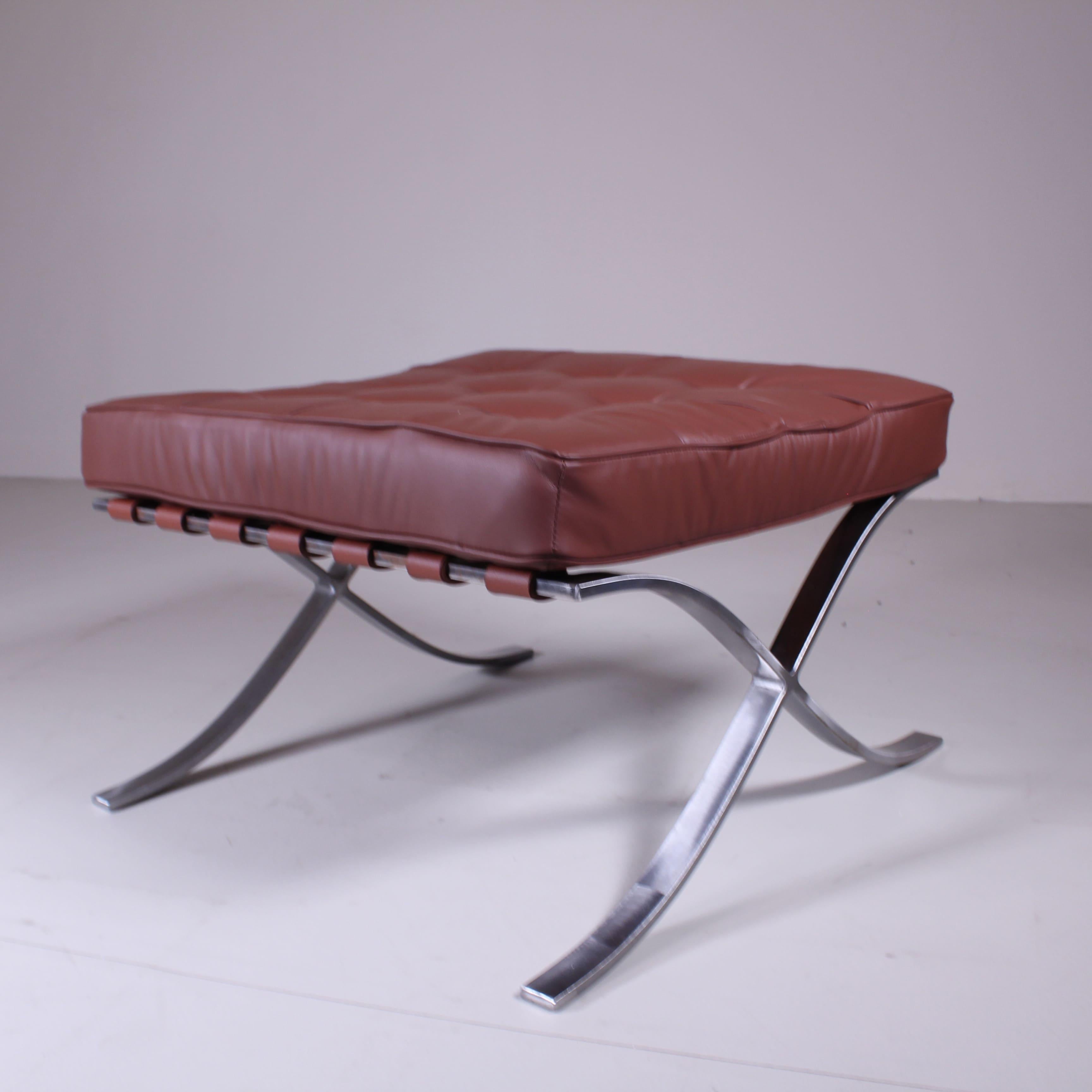Barcelona Sessel und Ottomane, Ludwig Mies Van der Rohe, Knoll 9