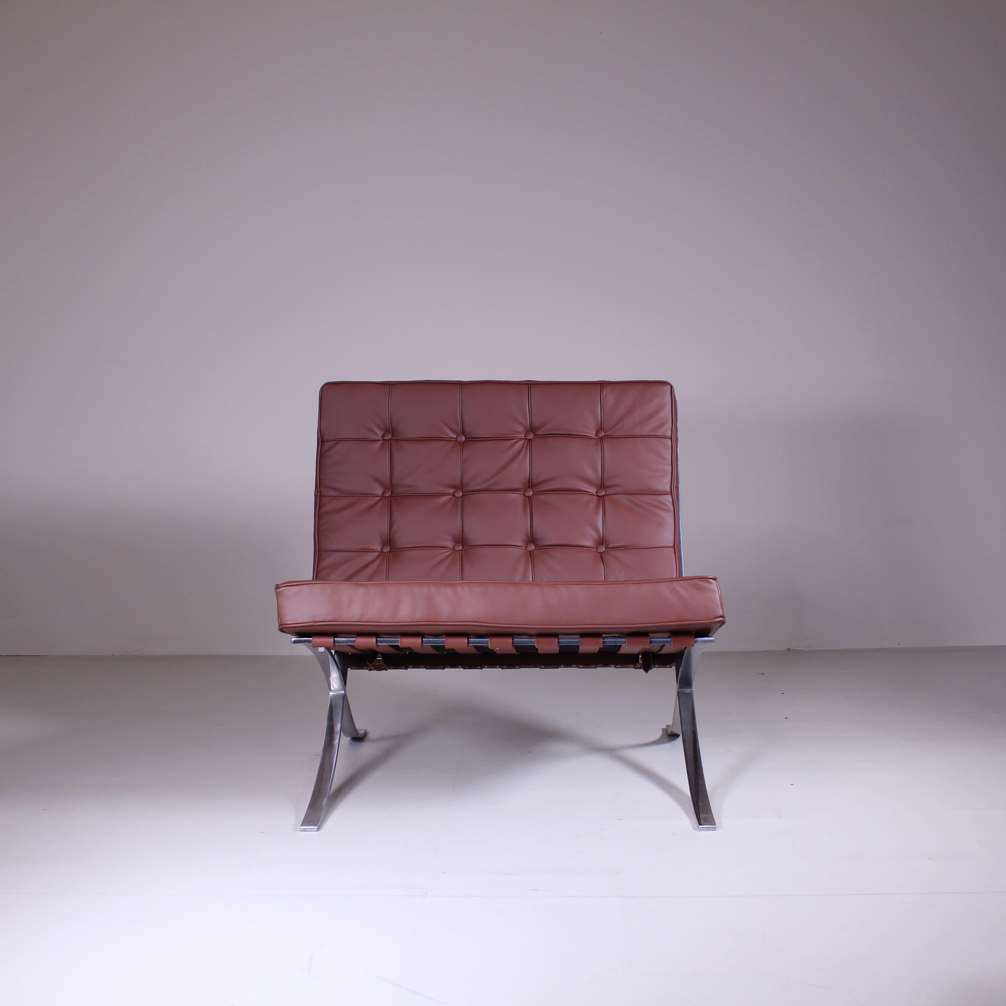 Barcelona Sessel und Ottomane, Ludwig Mies Van der Rohe, Knoll im Zustand „Gut“ in Milano, Lombardia