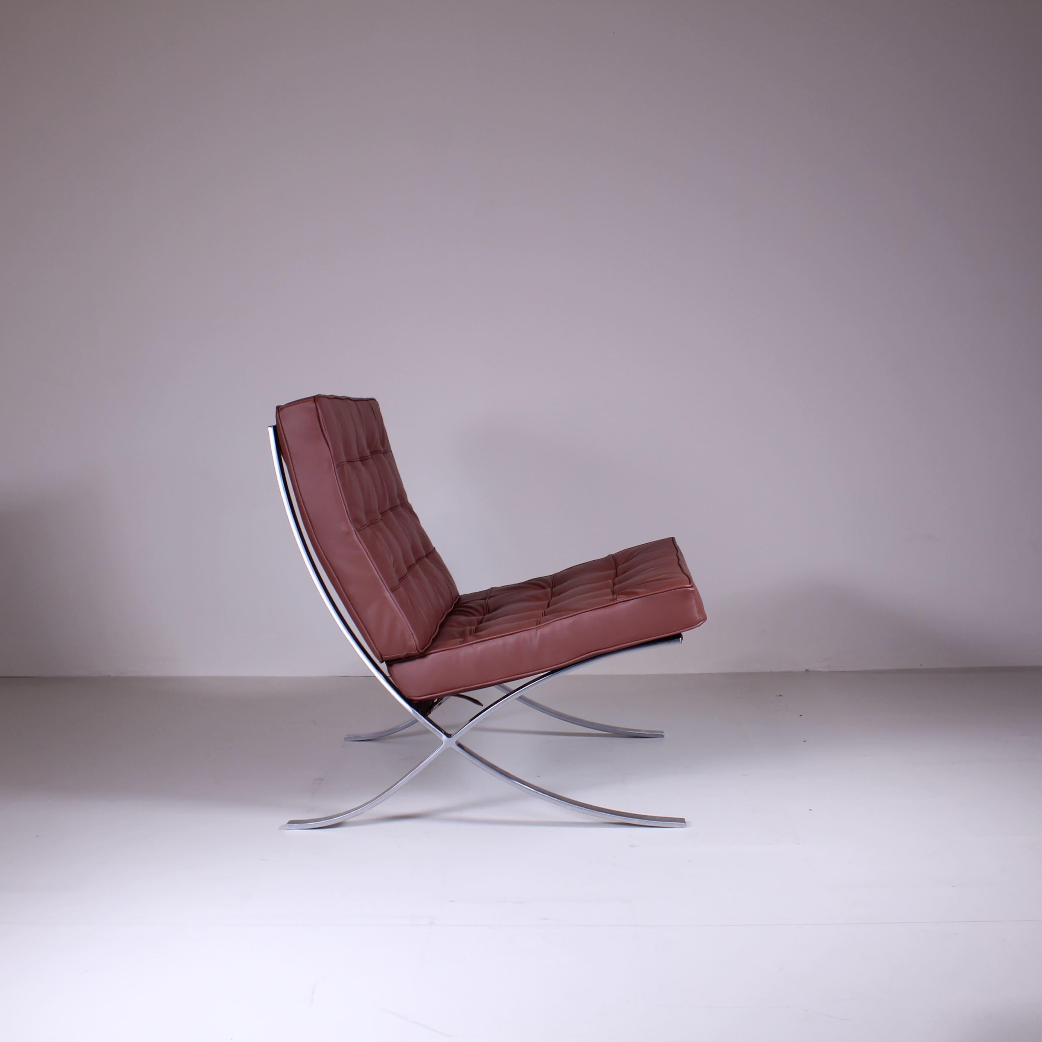 Barcelona Sessel und Ottomane, Ludwig Mies Van der Rohe, Knoll (Mid-20th Century)