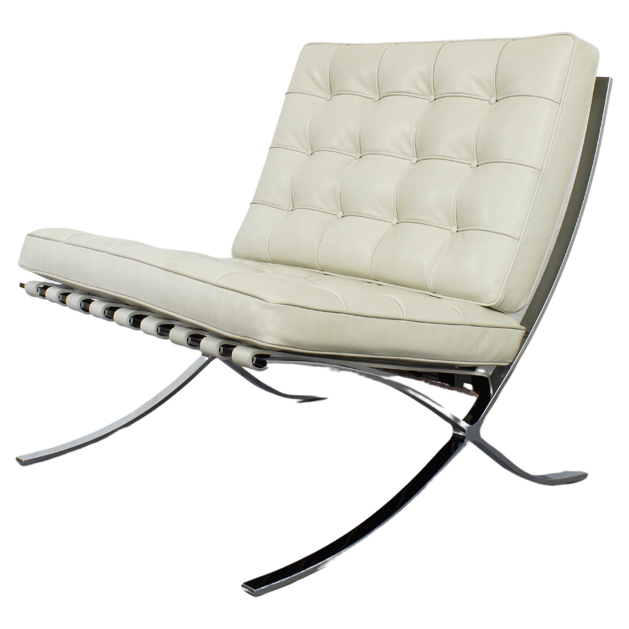 Poltrona Barcelona modello Relax, Knoll, Mies Van Der Rohe