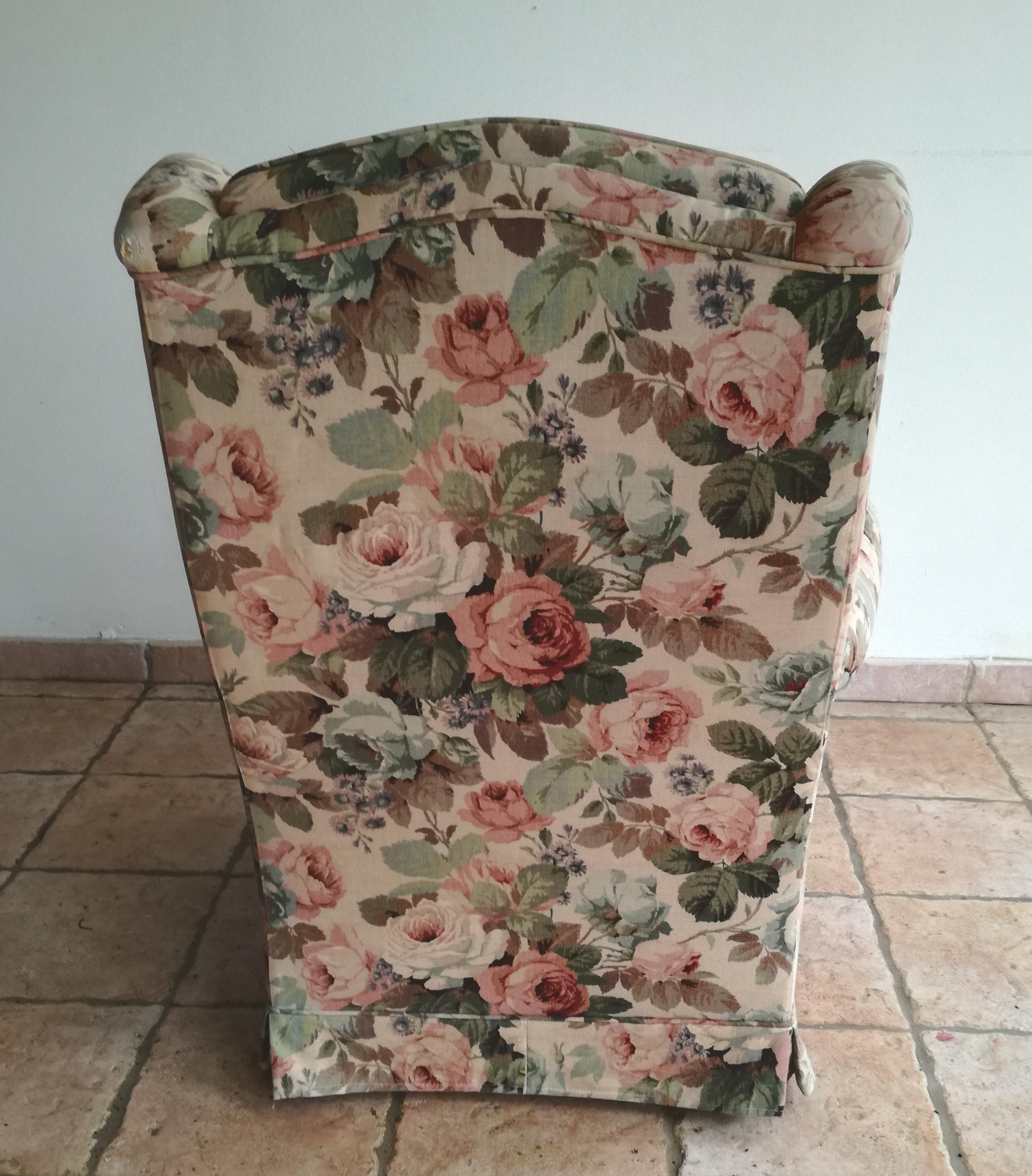 Italian Poltrona Bergere in Tessuto Sanderson, Anni 70 For Sale