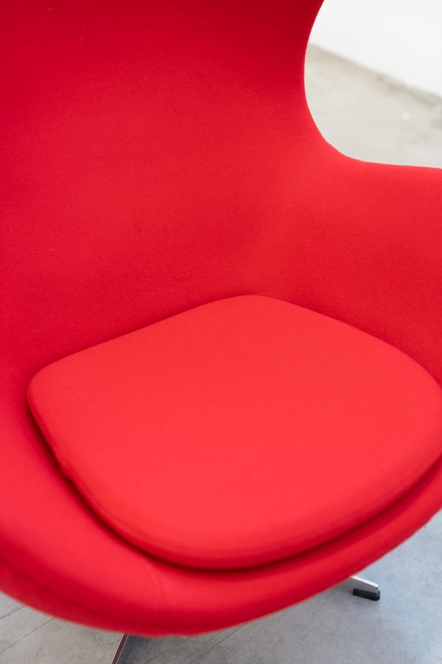 Stainless Steel EGG CHAIR armchair with ottoman 1980/1990 For Sale