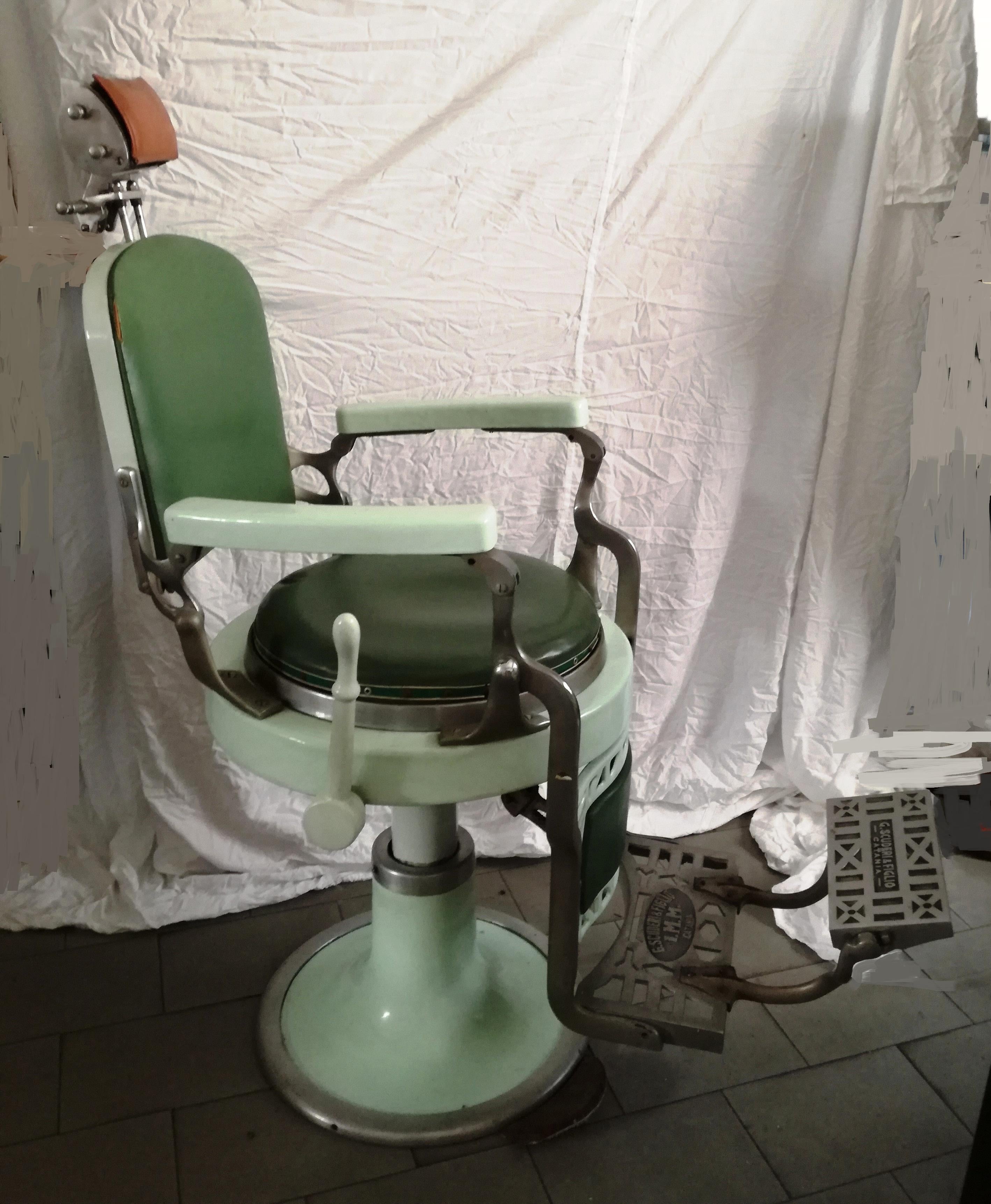 Italian 30s barber chair For Sale