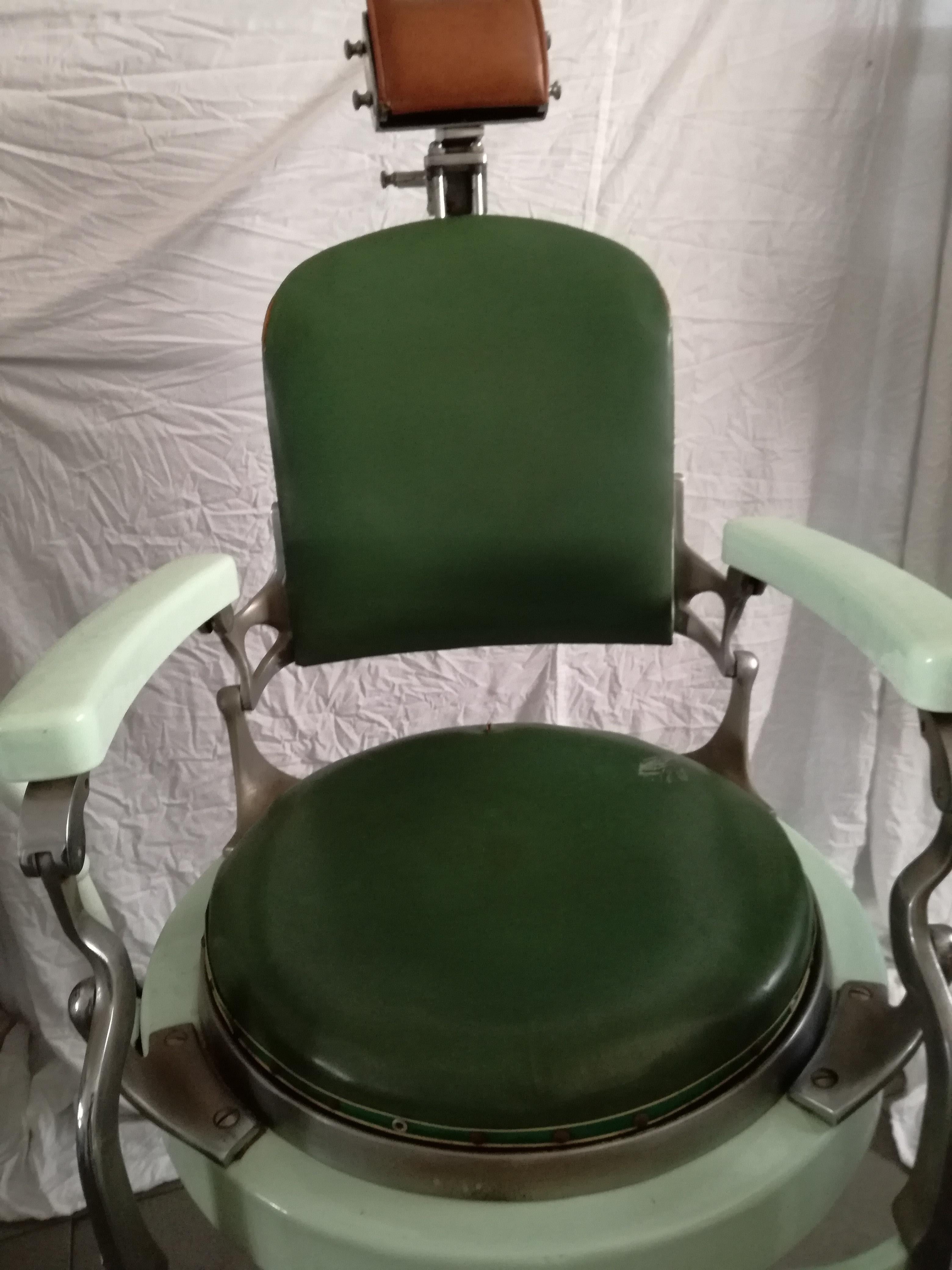 30s barber chair For Sale 1