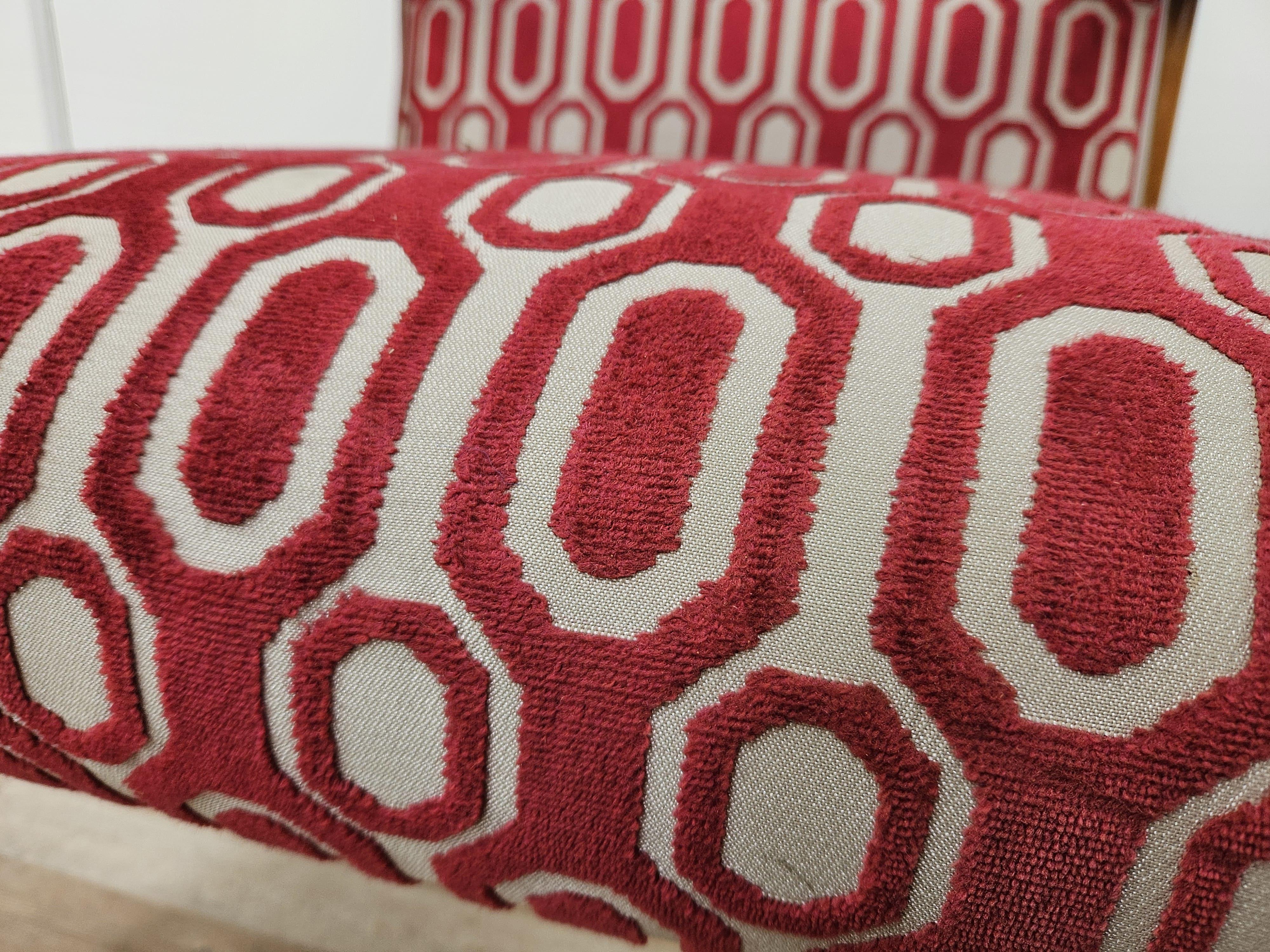 Sillón de lectura italiano de madera y tela de los años 50 en venta 8