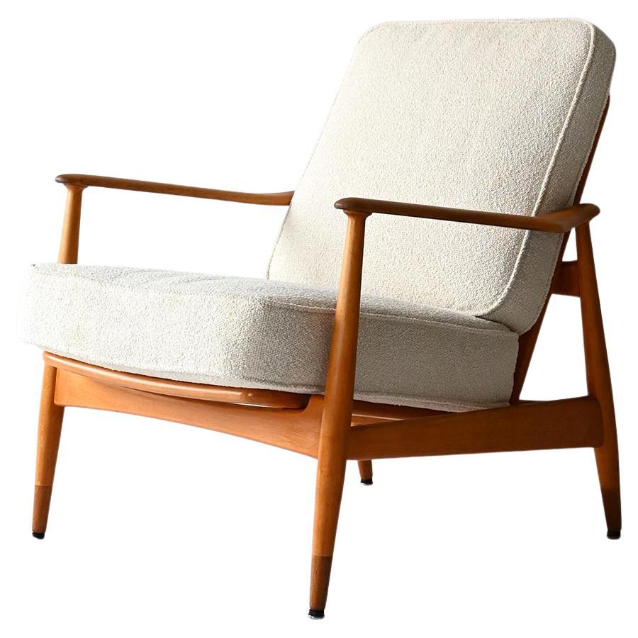 Danish Armchair FD 161 by Arne Vodder