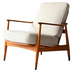 Danish Armchair FD 161 by Arne Vodder